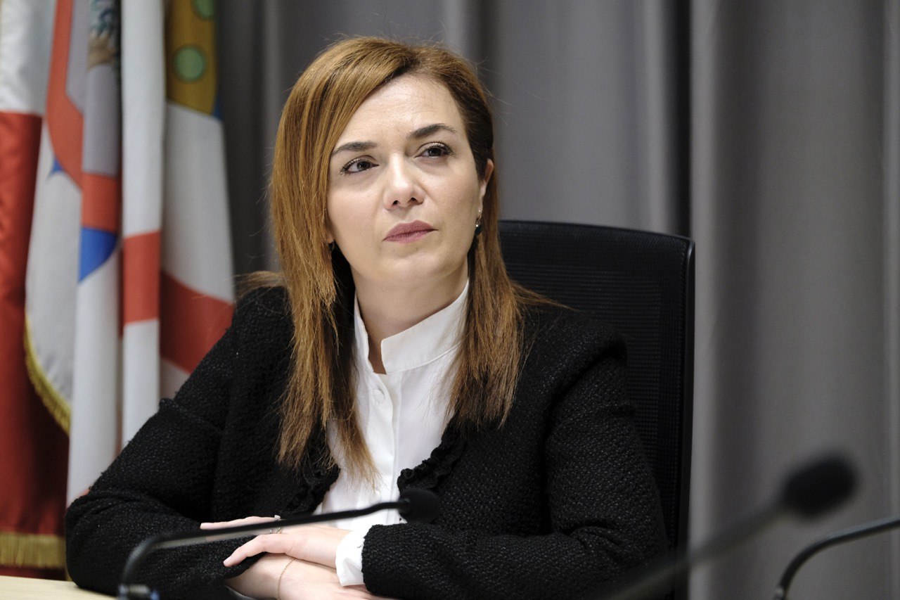 Galleria Le donne di Giunta e Consiglio regionale alzano la voce: “Unite per essere sempre più determinanti nella politica pugliese, senza lasciarsi intimidire da gesti vili e gravi offese” - Diapositiva 10 di 11