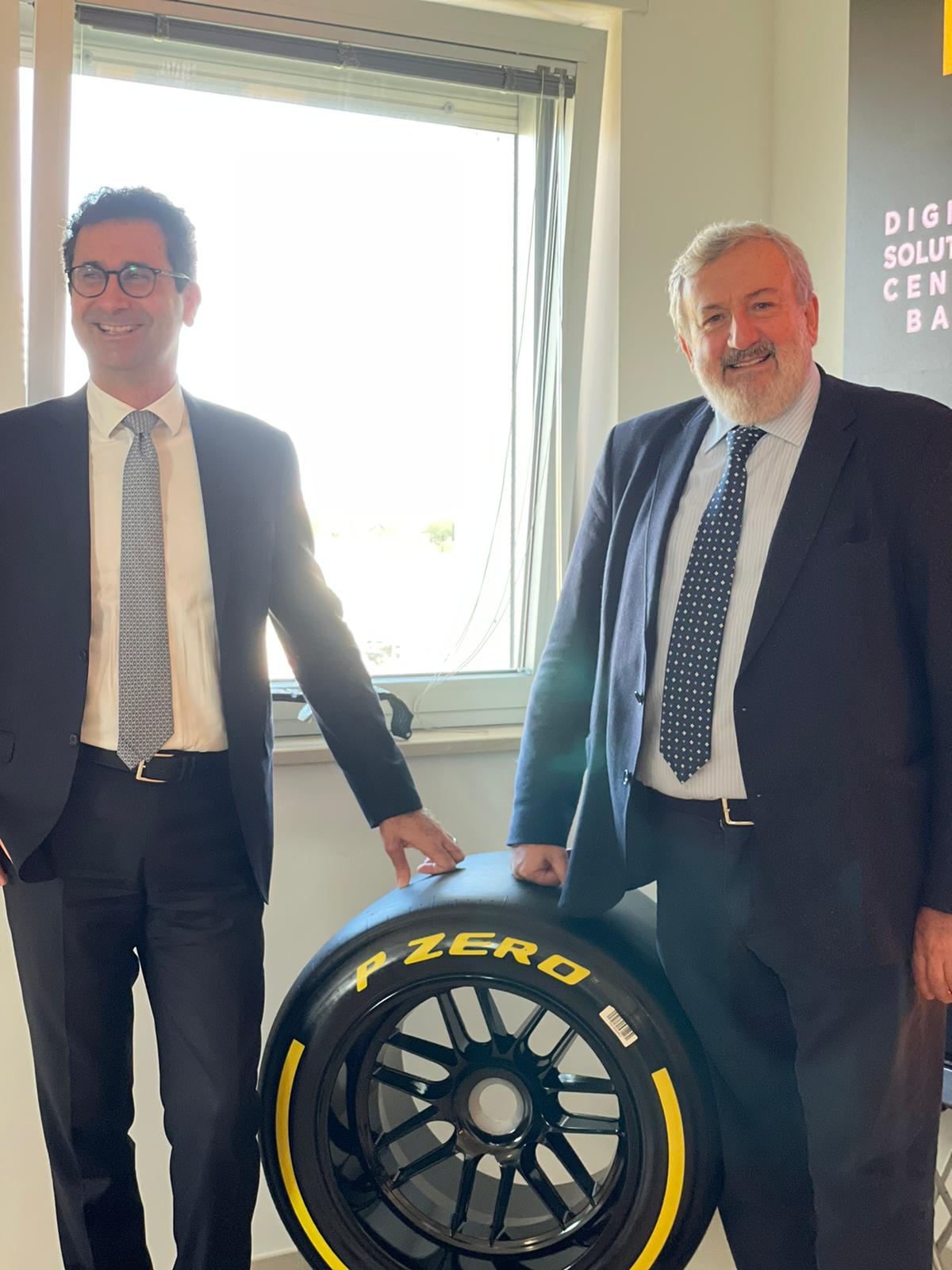Galleria PIRELLI: PRESENTATO IL ‘DIGITAL SOLUTIONS CENTER’ DI BARI - Diapositiva 4 di 16