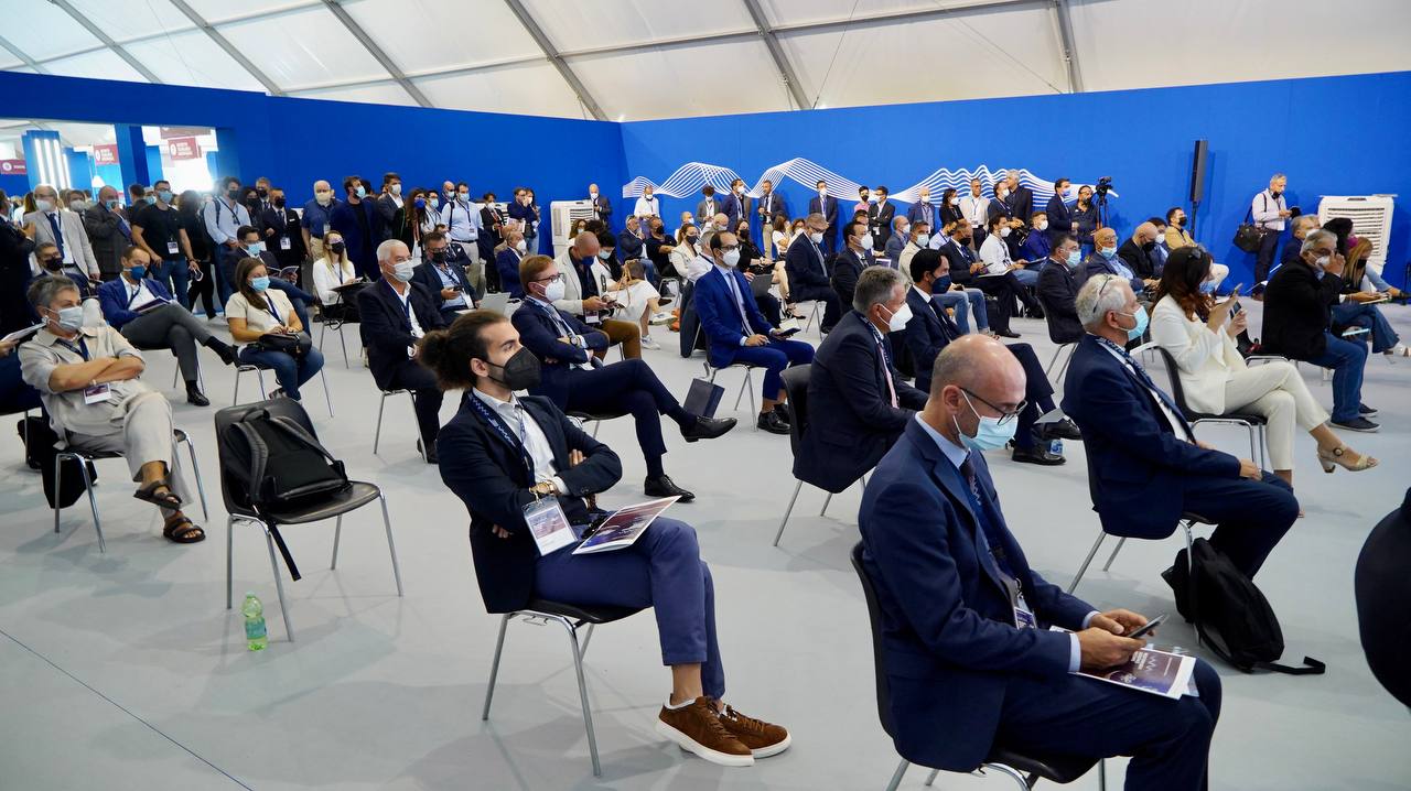 Galleria DA OGGI A GROTTAGLIE LA PRIMA EDIZIONE DEL  MEDITERRANEAN AEROSPACE MATCHING (MAM) - Diapositiva 3 di 18