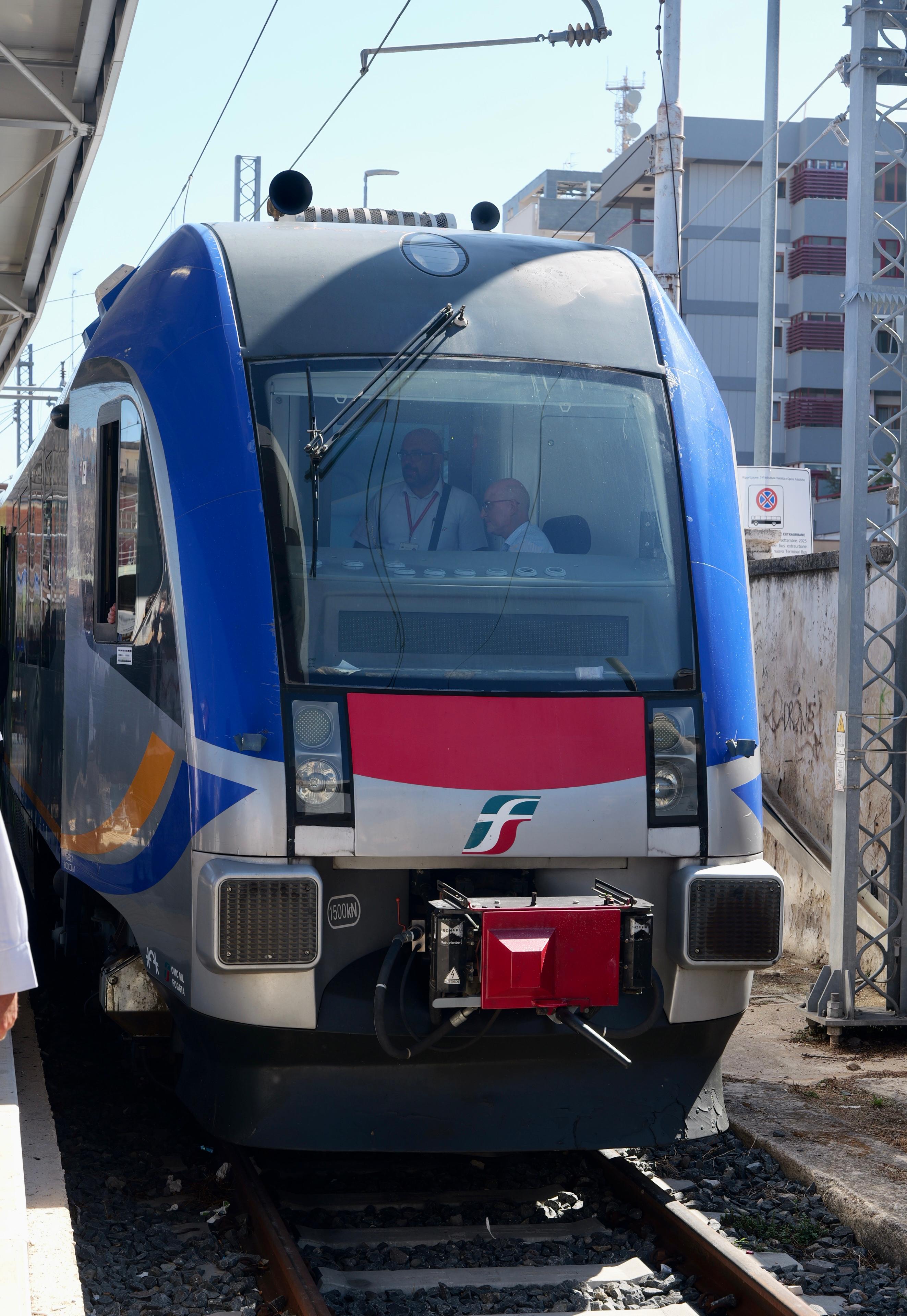 Galleria Trasporti, riparte la linea Bari-Putignano (via Conversano) di Ferrovie del Sud Est - Diapositiva 13 di 17
