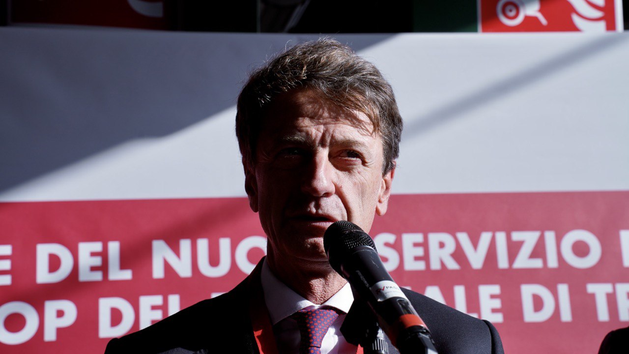 Galleria Emiliano: “Grazie alla stretta collaborazione con il Gruppo FS abbiamo portato la rivoluzione del ferro in Puglia” - Diapositiva 5 di 13