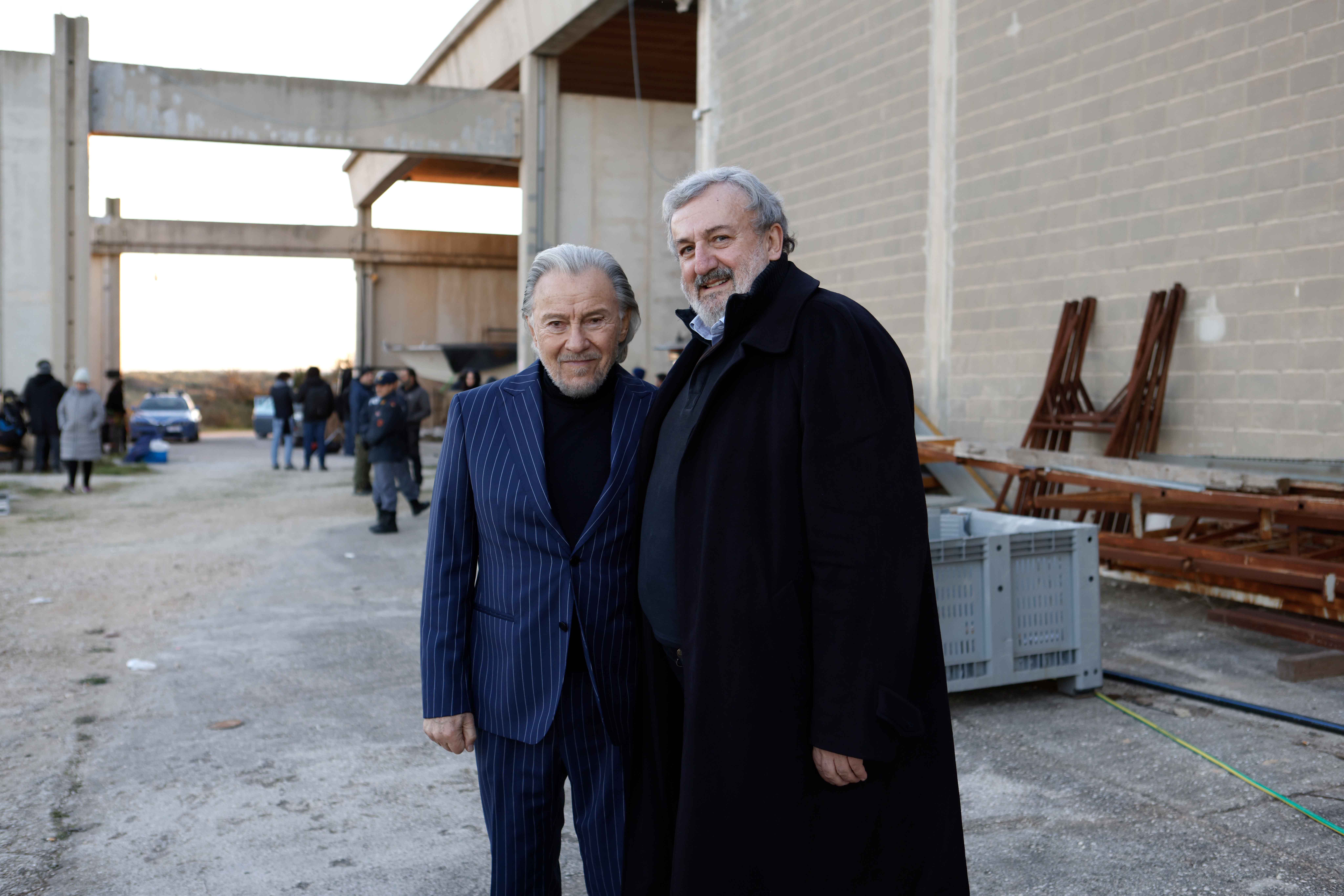 Galleria L’incontro del presidente Emiliano con Harvey Keitel sul set di 