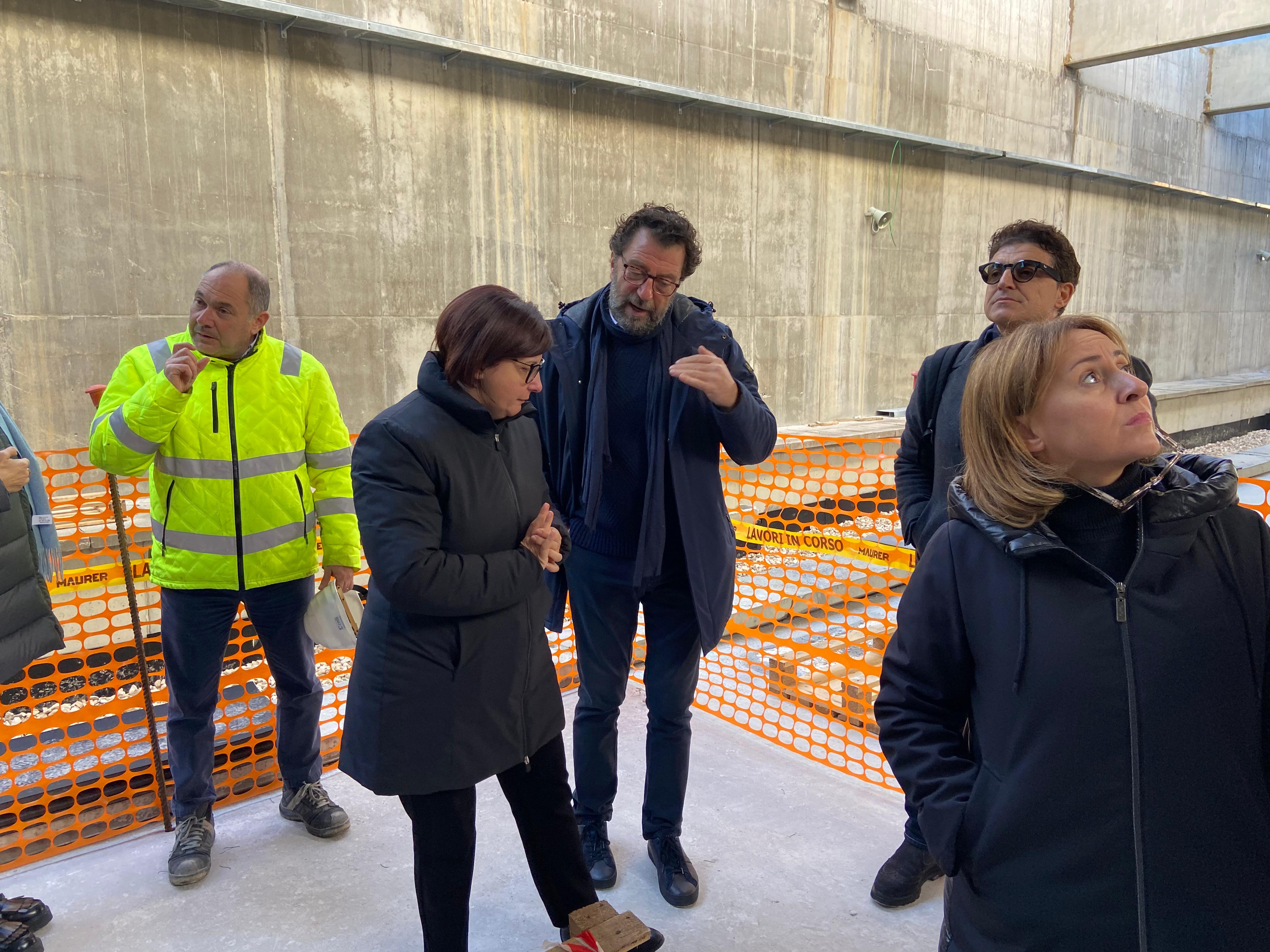 Galleria Trasporti, l’assessore Ciliento ad Andria per un nuovo sopralluogo sui cantieri del Grande progetto di Ferrotramviaria - Diapositiva 5 di 10