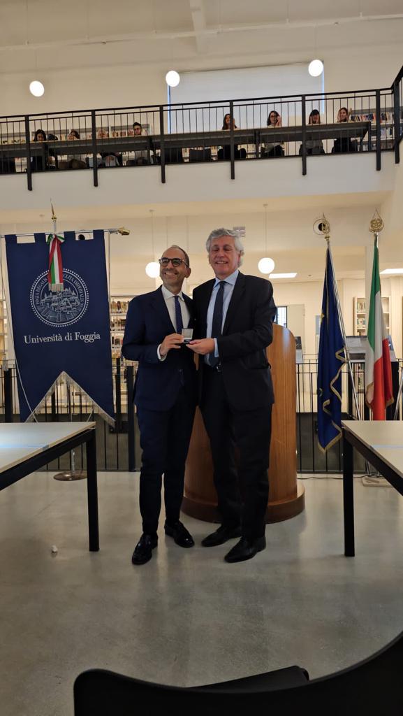 Galleria Community Library: Inaugurata oggi la nuova sede della Biblioteca di Area economica dell’Università di Foggia. - Diapositiva 5 di 8