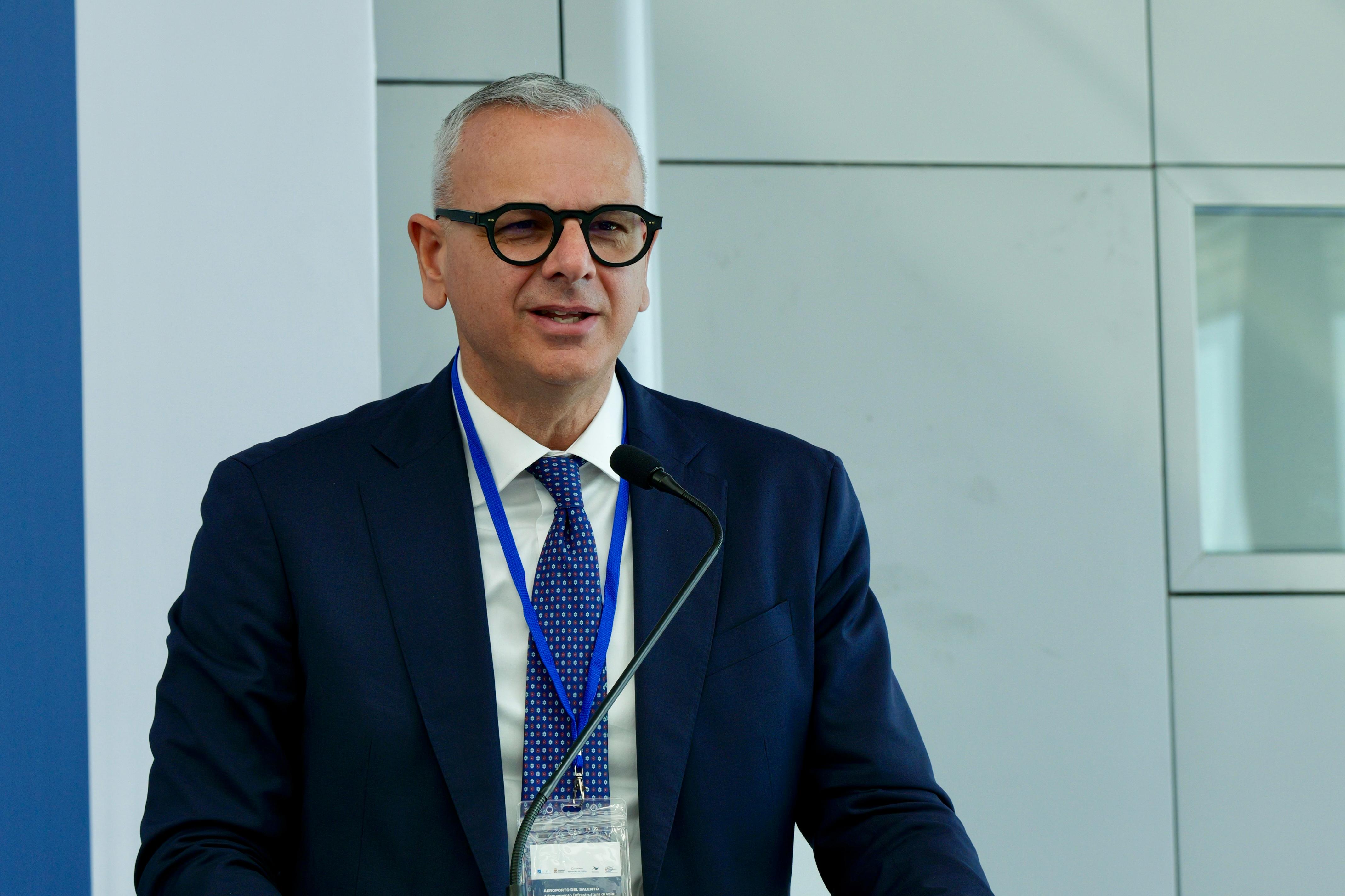 Galleria Aeroporto del Salento: presentato il piano adeguamento infrastrutturale - Diapositiva 6 di 14