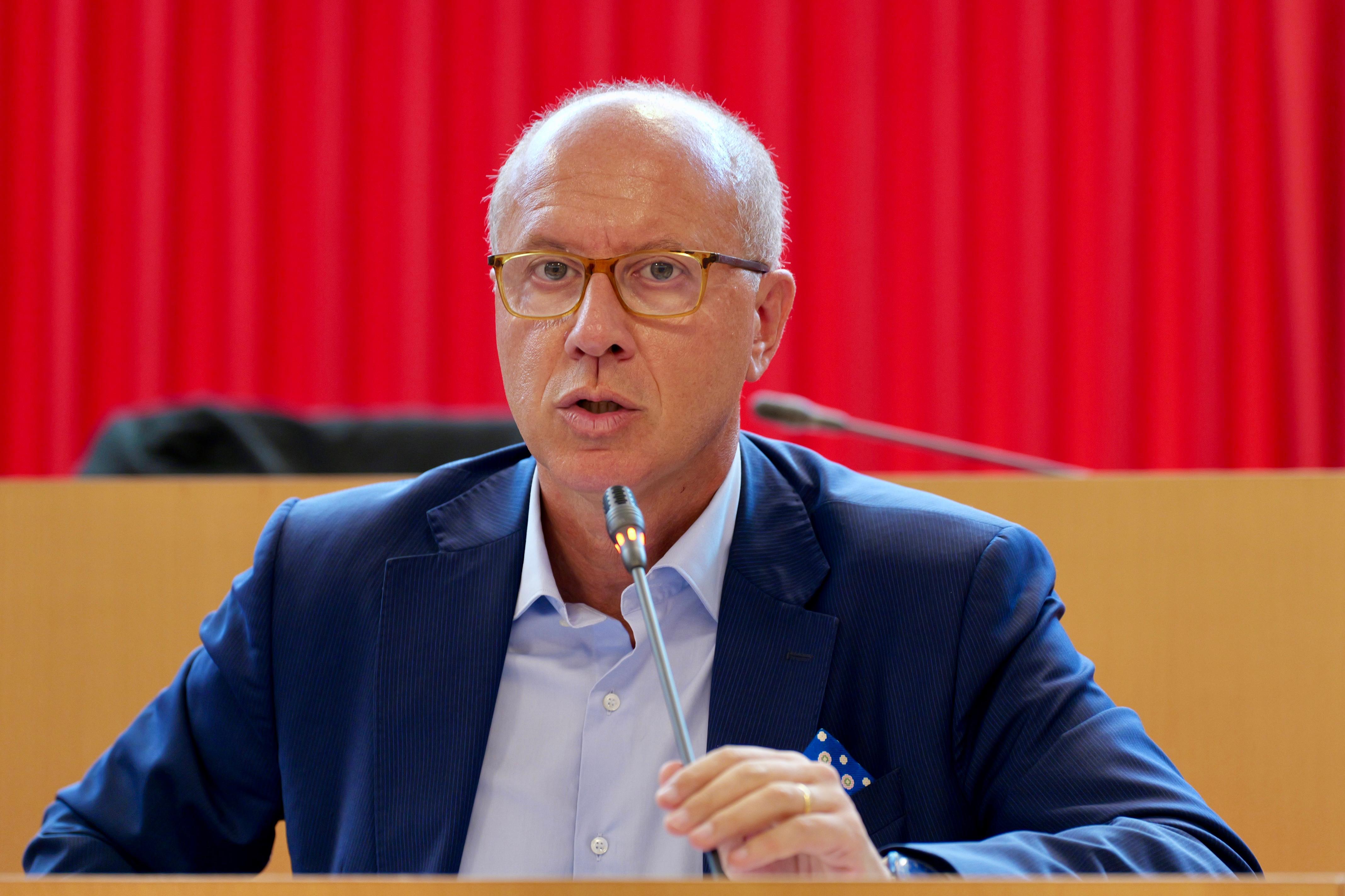 Galleria Audizione commissari ex Ilva, Emiliano: 