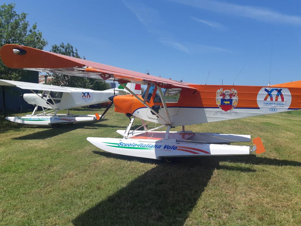 Galleria Idrovolanti con la livrea Taranto 2026 in volo  fra Puglia e Albania - Diapositiva 6 di 6