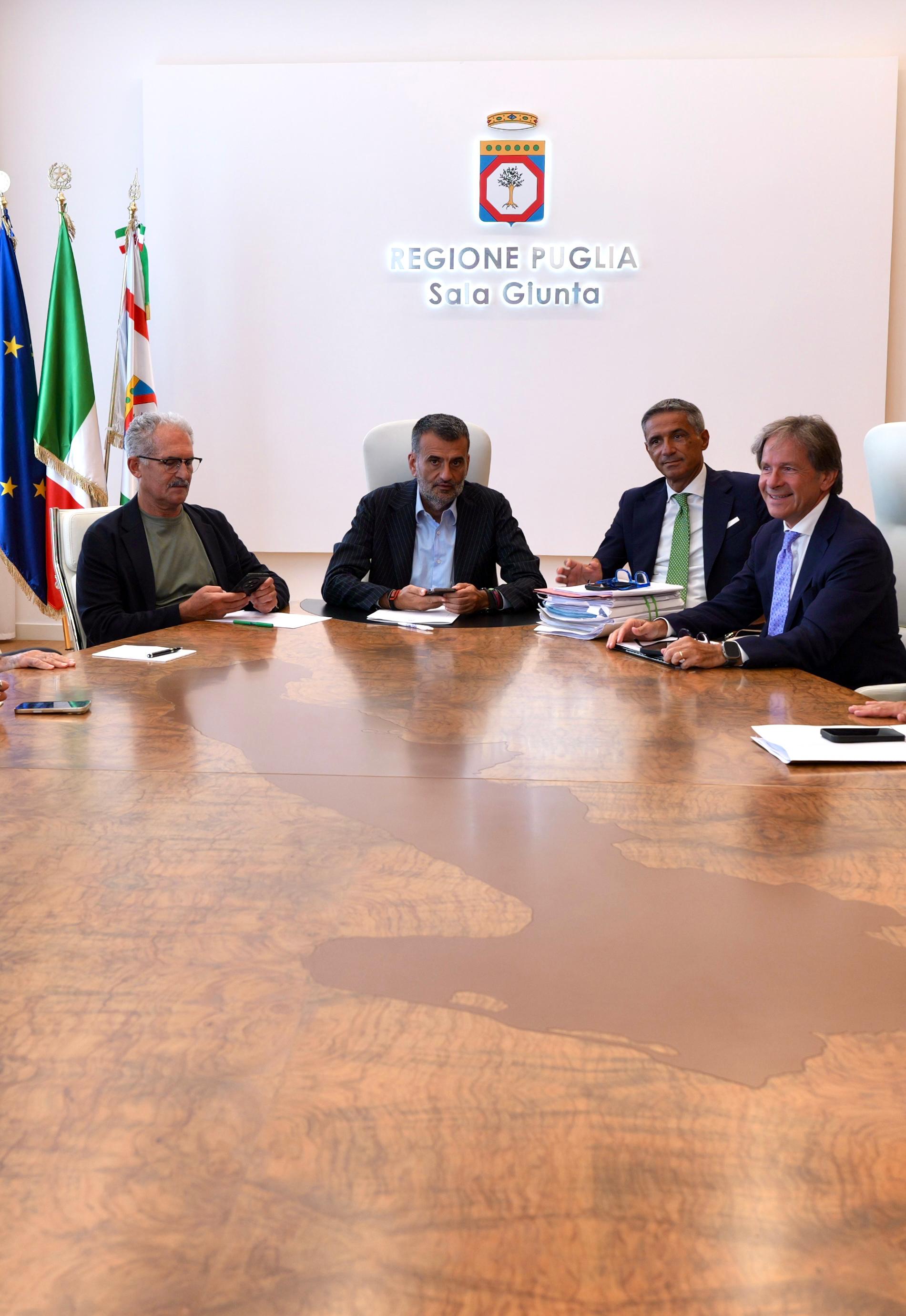 Galleria Sanità, riunita l’unità di crisi aperta anche ai dg Asl, Aziende ospedaliere e Ircss - Diapositiva 2 di 4