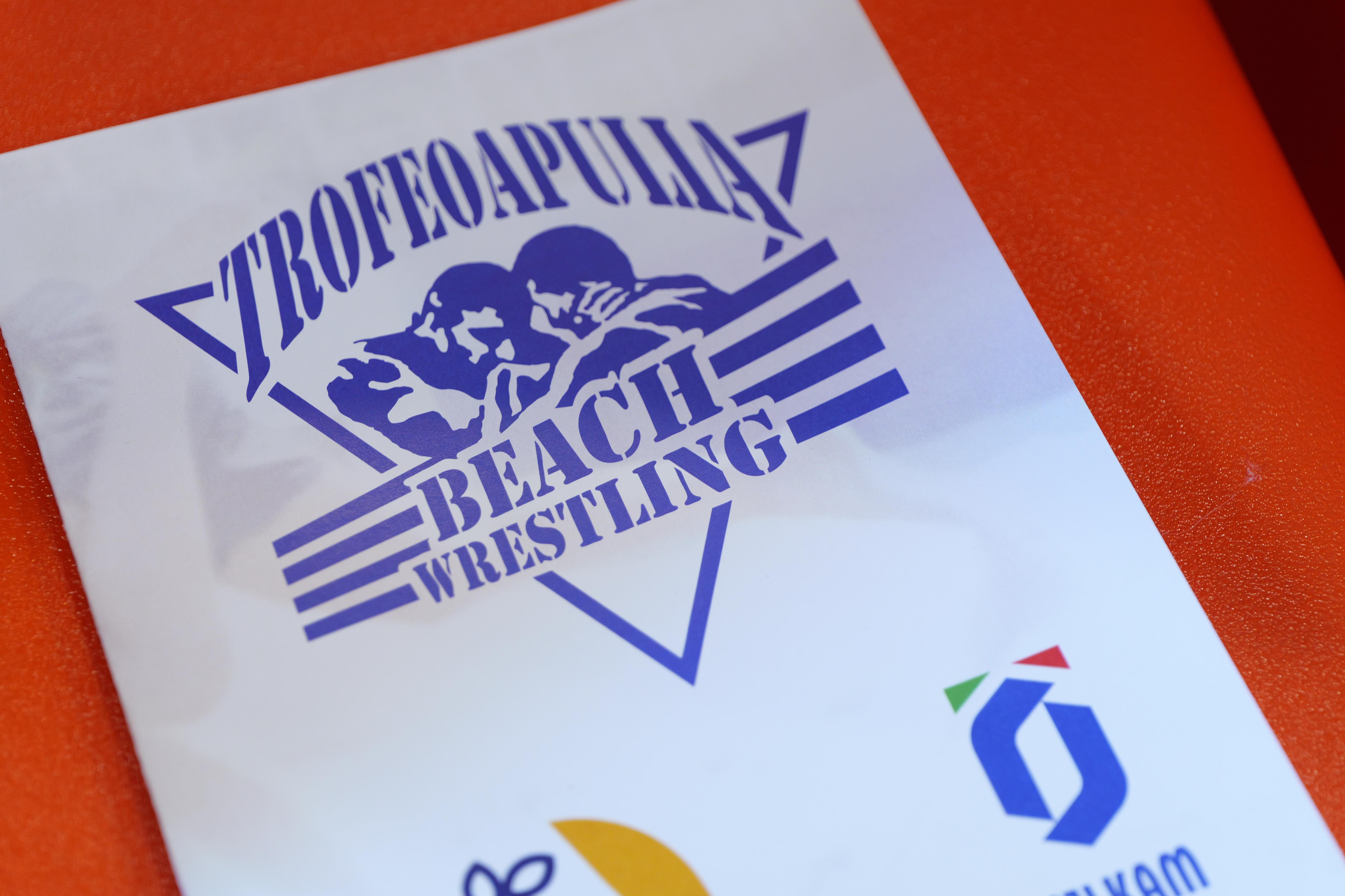 Galleria Trofeo Apulia Beach Wrestling - Memorial Lucio Caneva, presentata in conferenza stampa la settima edizione - Diapositiva 1 di 9