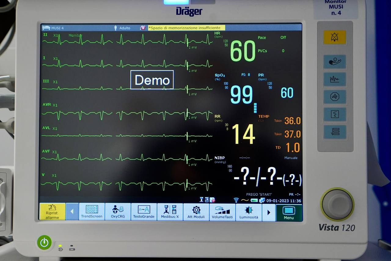 Galleria Presentazione nuova ala pronto soccorso ospedale Dimiccoli - Diapositiva 14 di 23