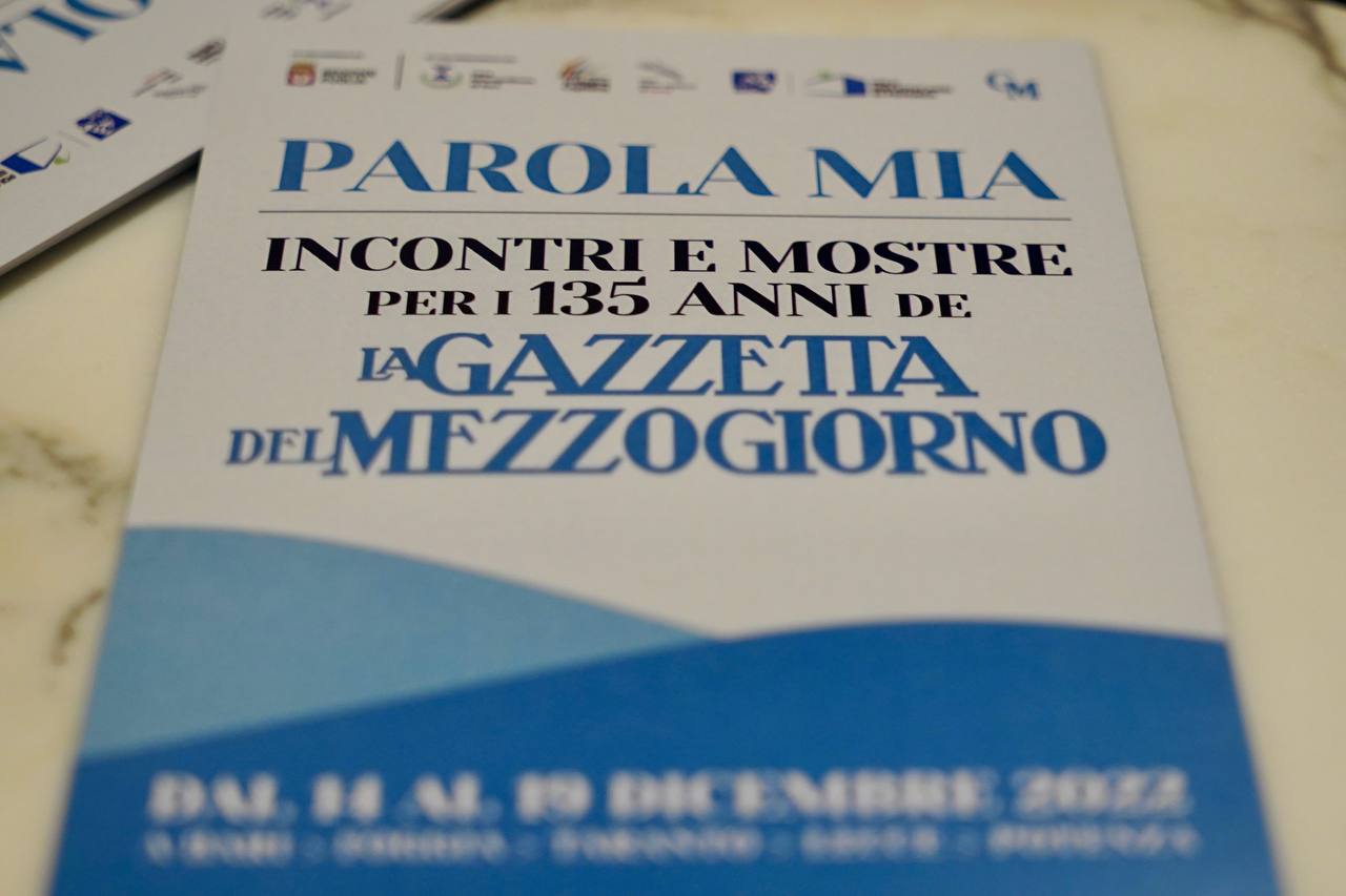 Galleria EMILIANO A “PAROLA MIA”, LA RASSEGNA PER I 135 ANNI DELLA GAZZETTA DEL MEZZOGIORNO: “DIETRO QUESTO GIORNALE CI SONO DEI SOGNI” - Diapositiva 2 di 10
