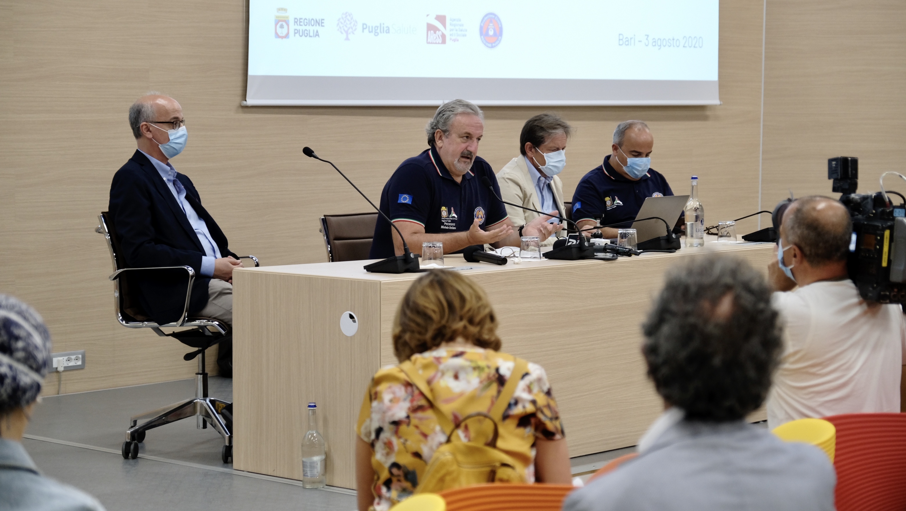 Galleria Presidente Regione e Montanaro presentano il nuovo Piano Ospedaliero della Regione Puglia - Diapositiva 1 di 11