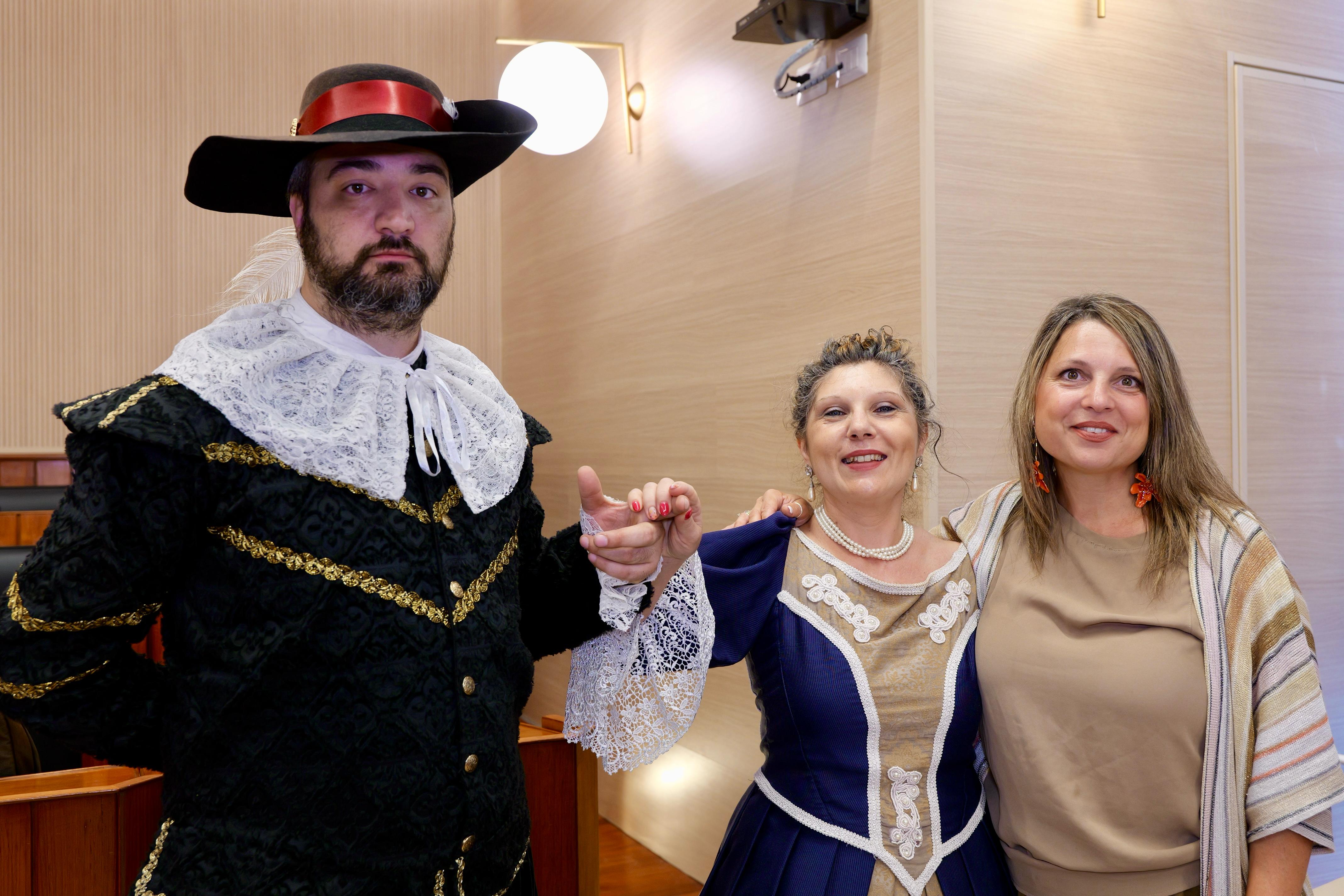 Galleria Presentata la X edizione de 