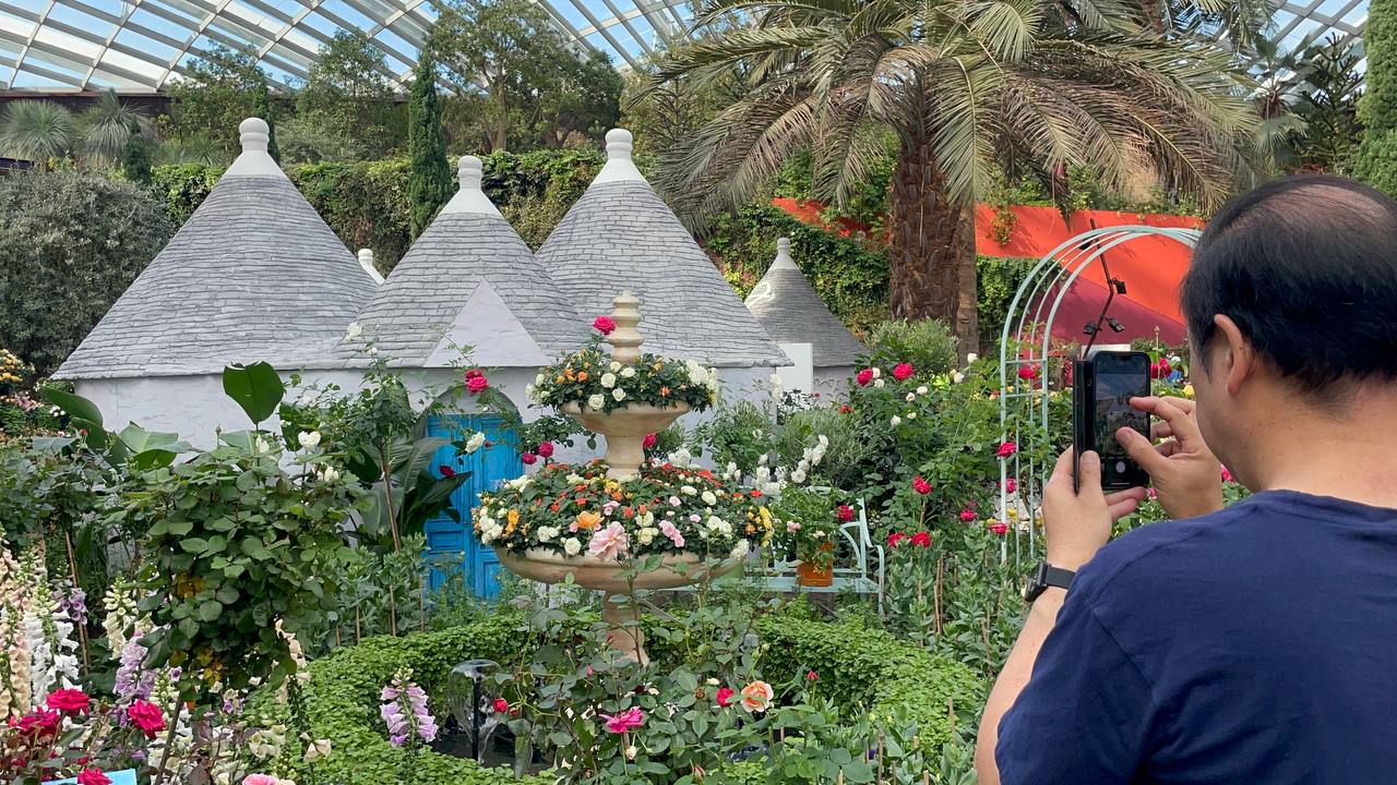 Galleria La Puglia a Singapore nel giorno della Festa della Repubblica, al grande evento “Rose Romance” promosso dall'Ambasciata d’Italia - Diapositiva 22 di 22