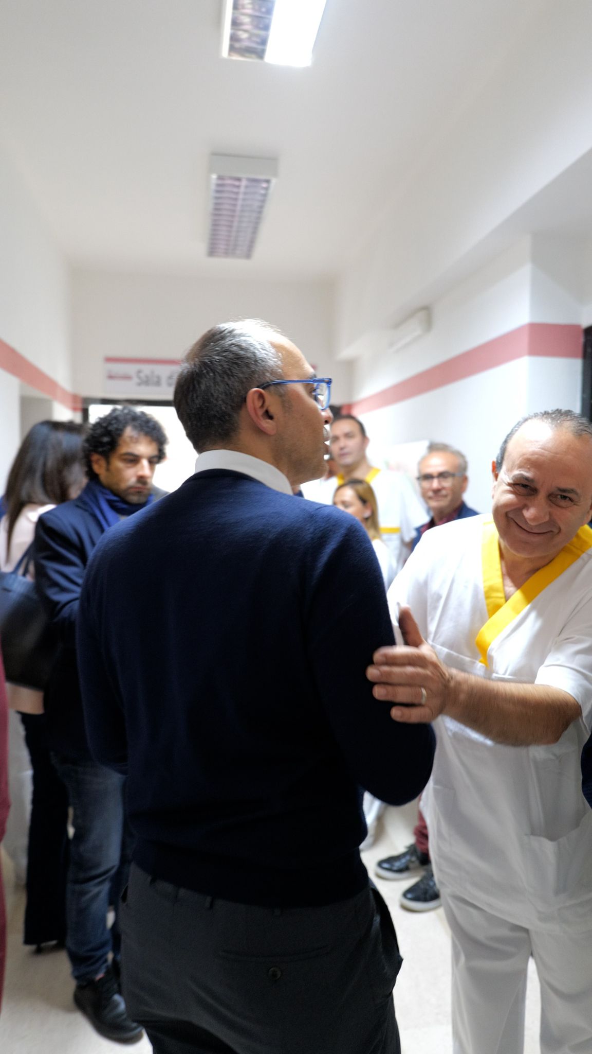 Galleria GESTIONE PUBBLICA RSA DI TROIA E S.NICANDRO GARGANICO: EMILIANO: “SCELTA CORAGGIOSA E IMPORTANTE”. PIEMONTESE: PASSAGGIO IMPORTANTE PER PERSONALE E PAZIENTI” - Diapositiva 3 di 6