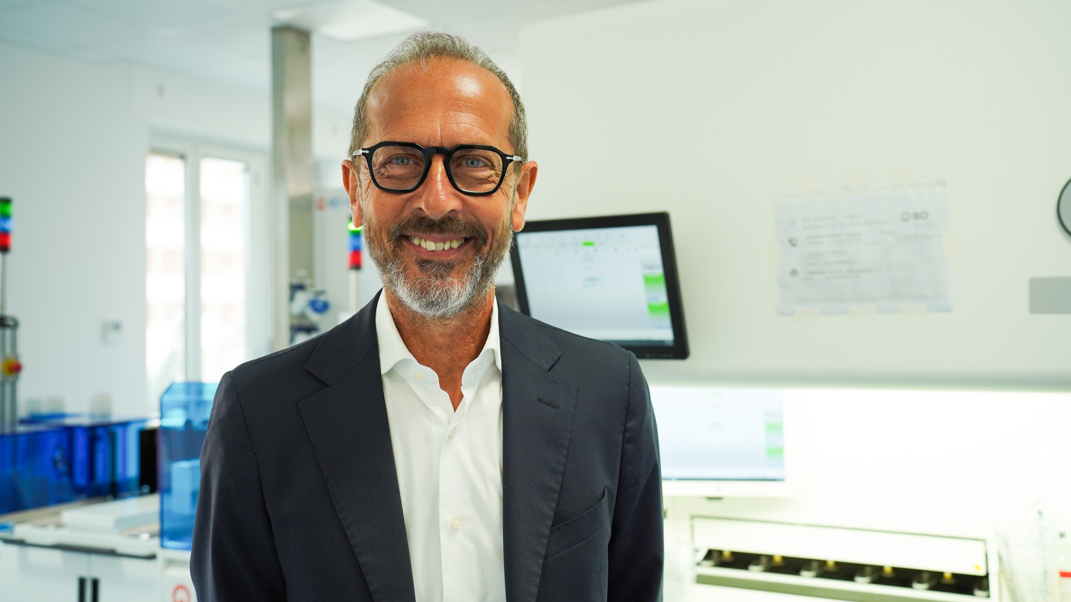 Galleria Nuovo laboratorio di Microbiologia provinciale della ASL all'ospedale Di Venere - Diapositiva 4 di 21