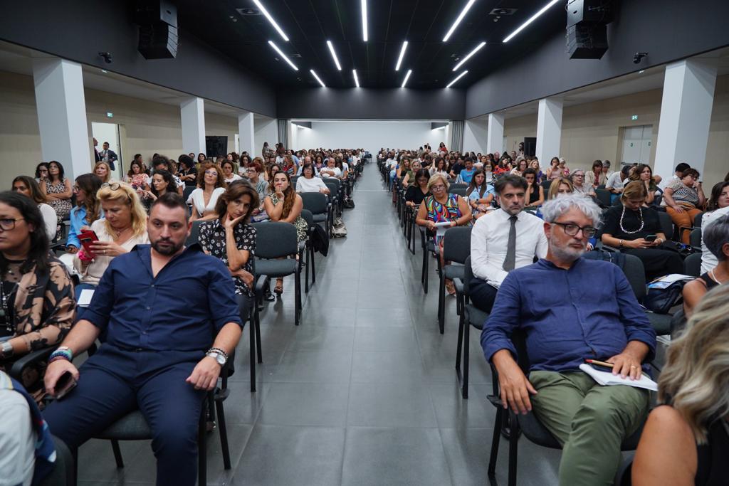 Galleria FdL 2023. Il presidente Emiliano al convegno sul welfare al Sud e sul ruolo del servizio sociale - Diapositiva 5 di 12