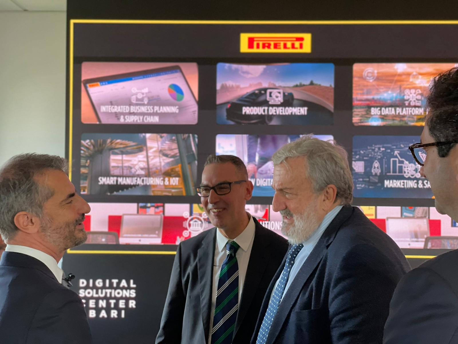 Galleria PIRELLI: PRESENTATO IL ‘DIGITAL SOLUTIONS CENTER’ DI BARI - Diapositiva 6 di 16