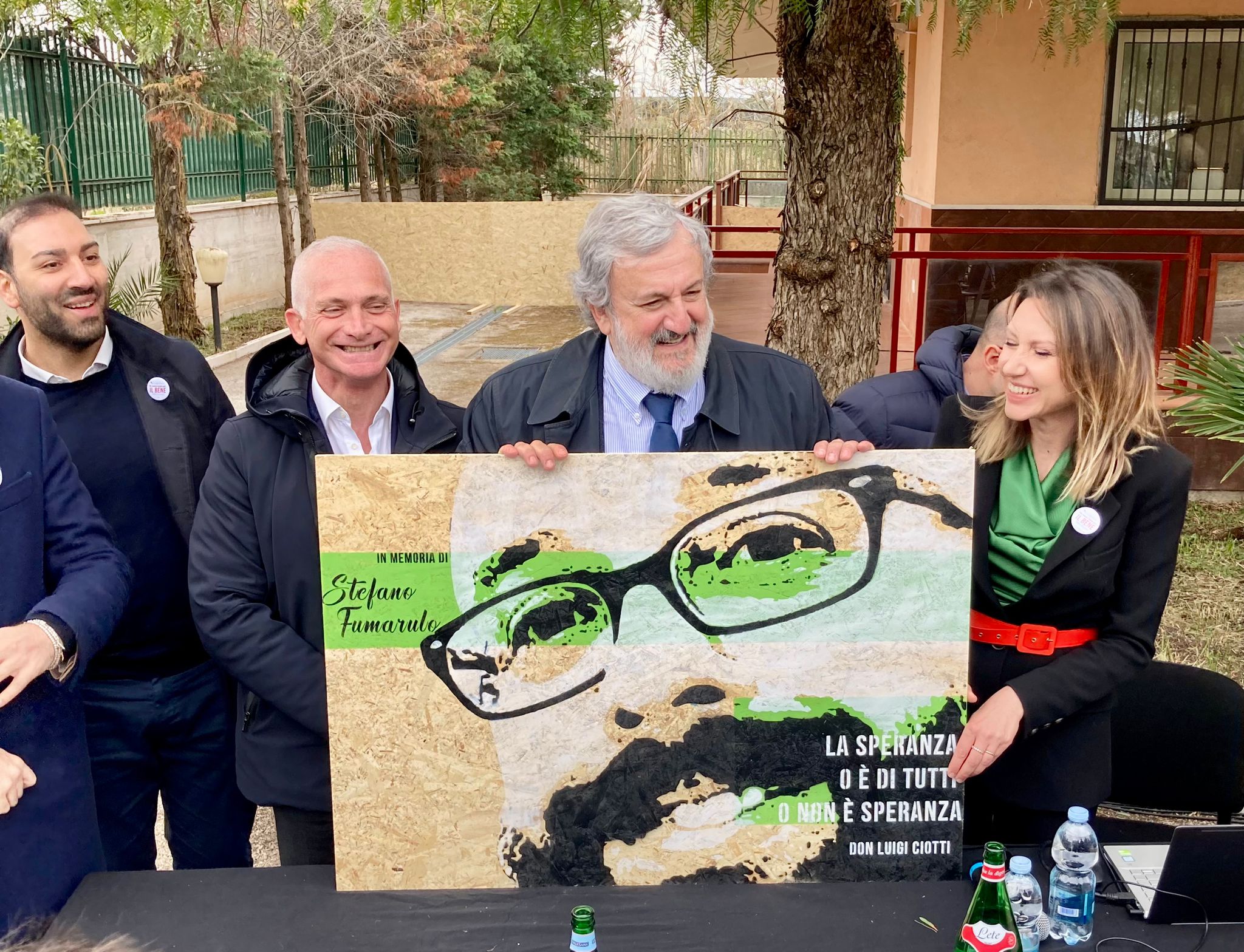 Galleria Emiliano a Manfredonia per l’inaugurazione di Villa Rossana, bene confiscato alla criminalità: “Restituiamo alla società ricchezza, coesione sociale e solidarietà” - Diapositiva 7 di 11