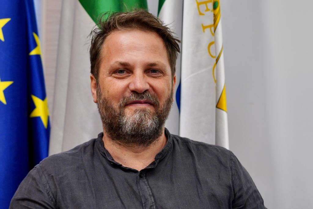 Galleria PhEST, presentata in conferenza stampa l’ottava edizione del  Festival internazionale di fotografia e arte - Diapositiva 10 di 12