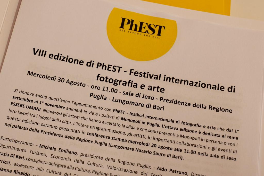 Galleria PhEST, presentata in conferenza stampa l’ottava edizione del  Festival internazionale di fotografia e arte - Diapositiva 6 di 12