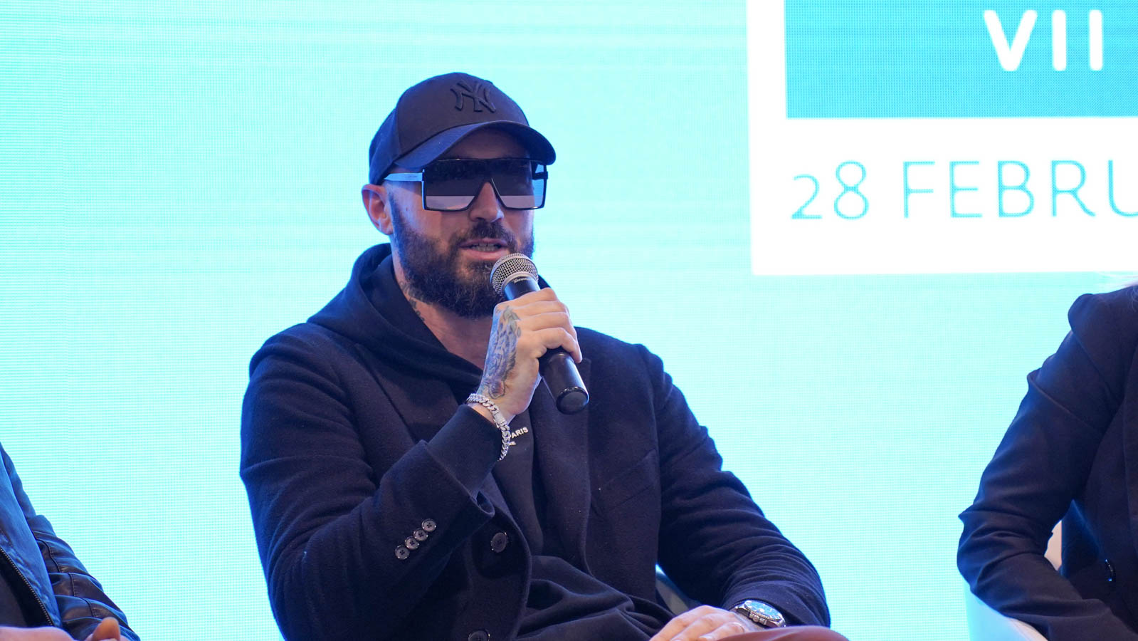 Galleria EMILIANO: “QUESTO DEVE ESSERE L’ANNO ZERO DEI RIFIUTI IN PUGLIA” - Diapositiva 5 di 10