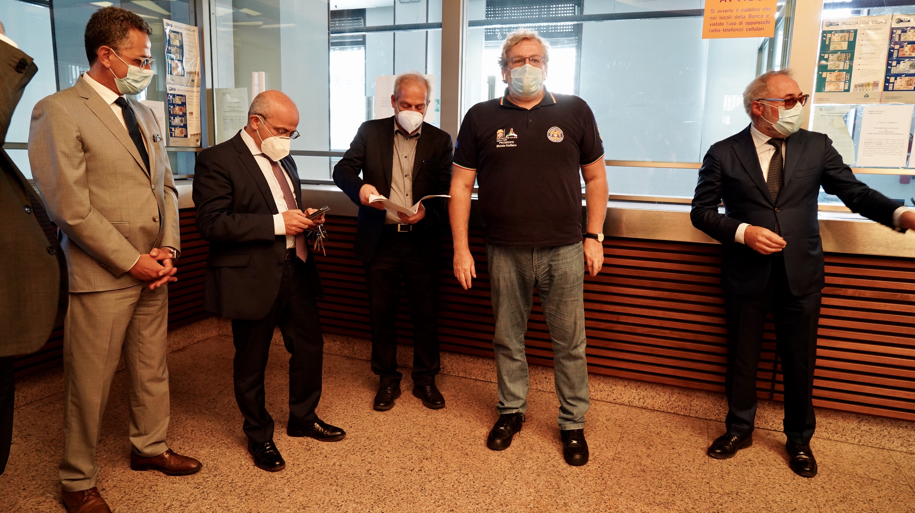 Galleria Visita all’ex sede della Banca d’Italia destinata alla facoltà di medicina a Taranto: presentati i progetti di riuso dalla Asl Ta - Diapositiva 5 di 7