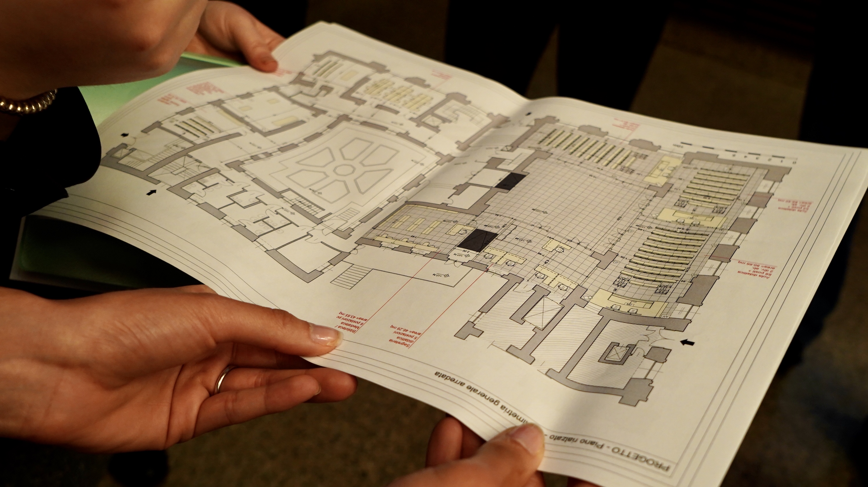 Galleria Visita all’ex sede della Banca d’Italia destinata alla facoltà di medicina a Taranto: presentati i progetti di riuso dalla Asl Ta - Diapositiva 6 di 7