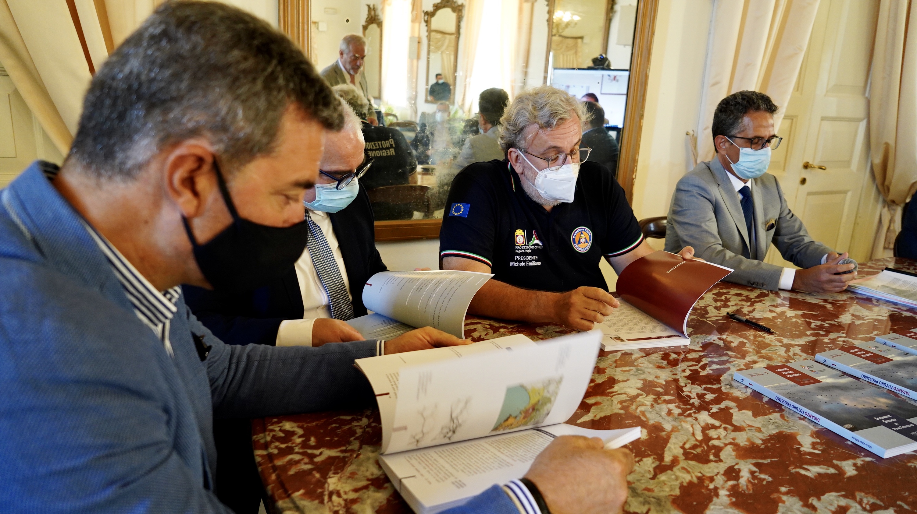 Galleria Emiliano e Melucci alla presentazione del libro 