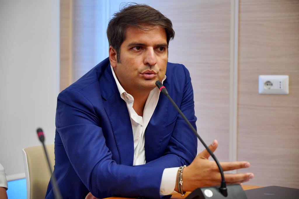 Galleria DESTINAZIONE PUGLIA, COMUNICAZIONE NAZIONALE E INTERNAZIONALE 2023/2024 - Diapositiva 3 di 4