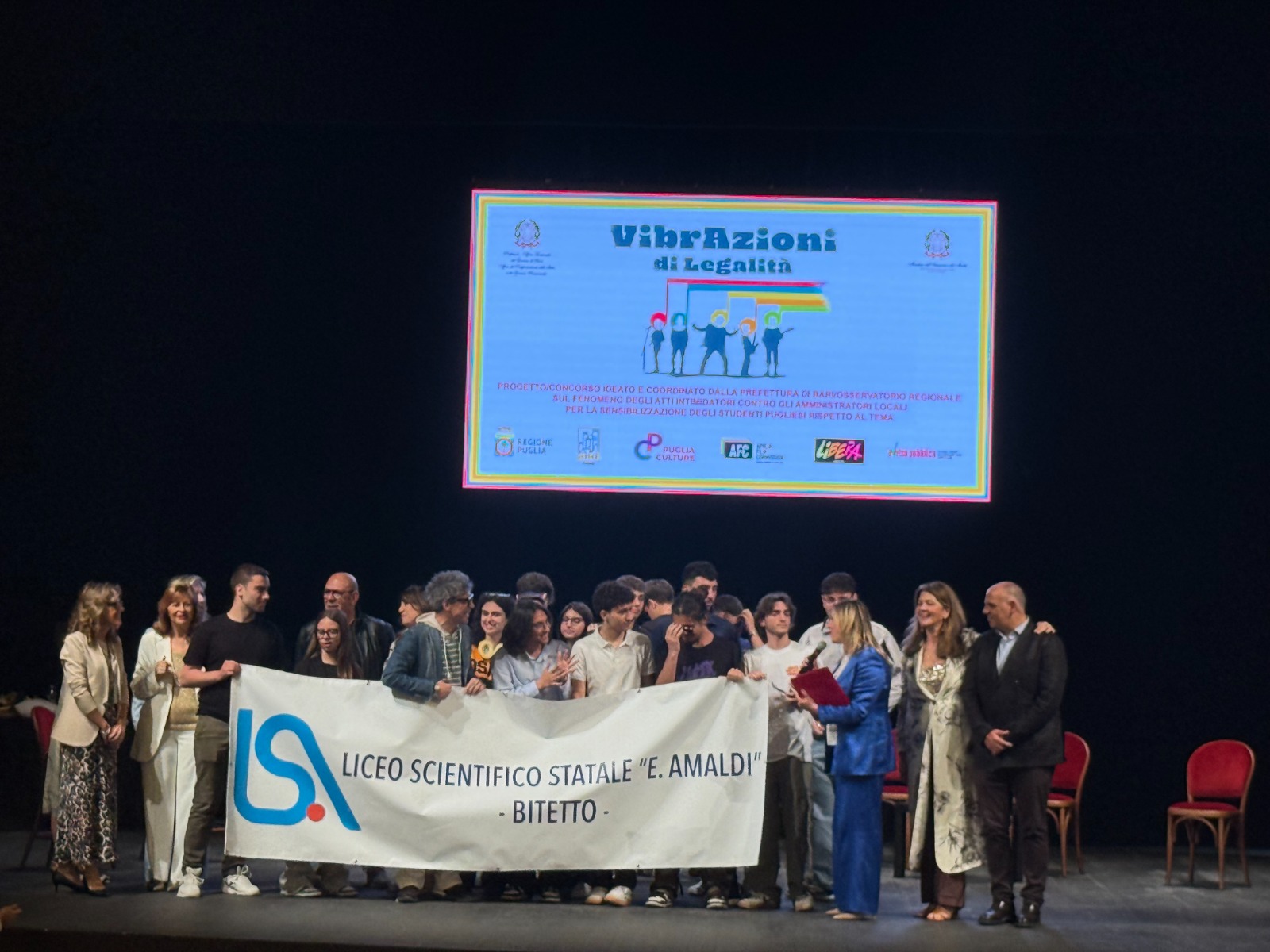 Galleria Giornata nazionale della Legalità, si chiude a Bari il progetto culturale “VibrAzioni di Legalità” - Diapositiva 1 di 11