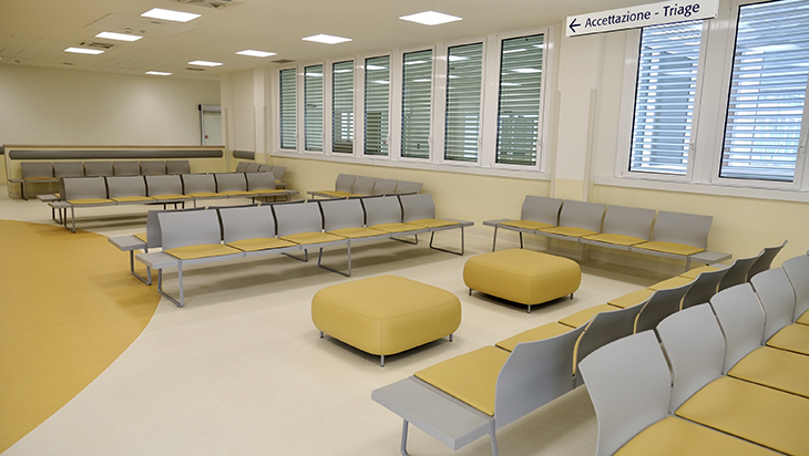 Galleria Il Dea di Lecce convertito in ospedale Covid-19, Emiliano: “Pronto ad accogliere i pazienti” - Diapositiva 1 di 17