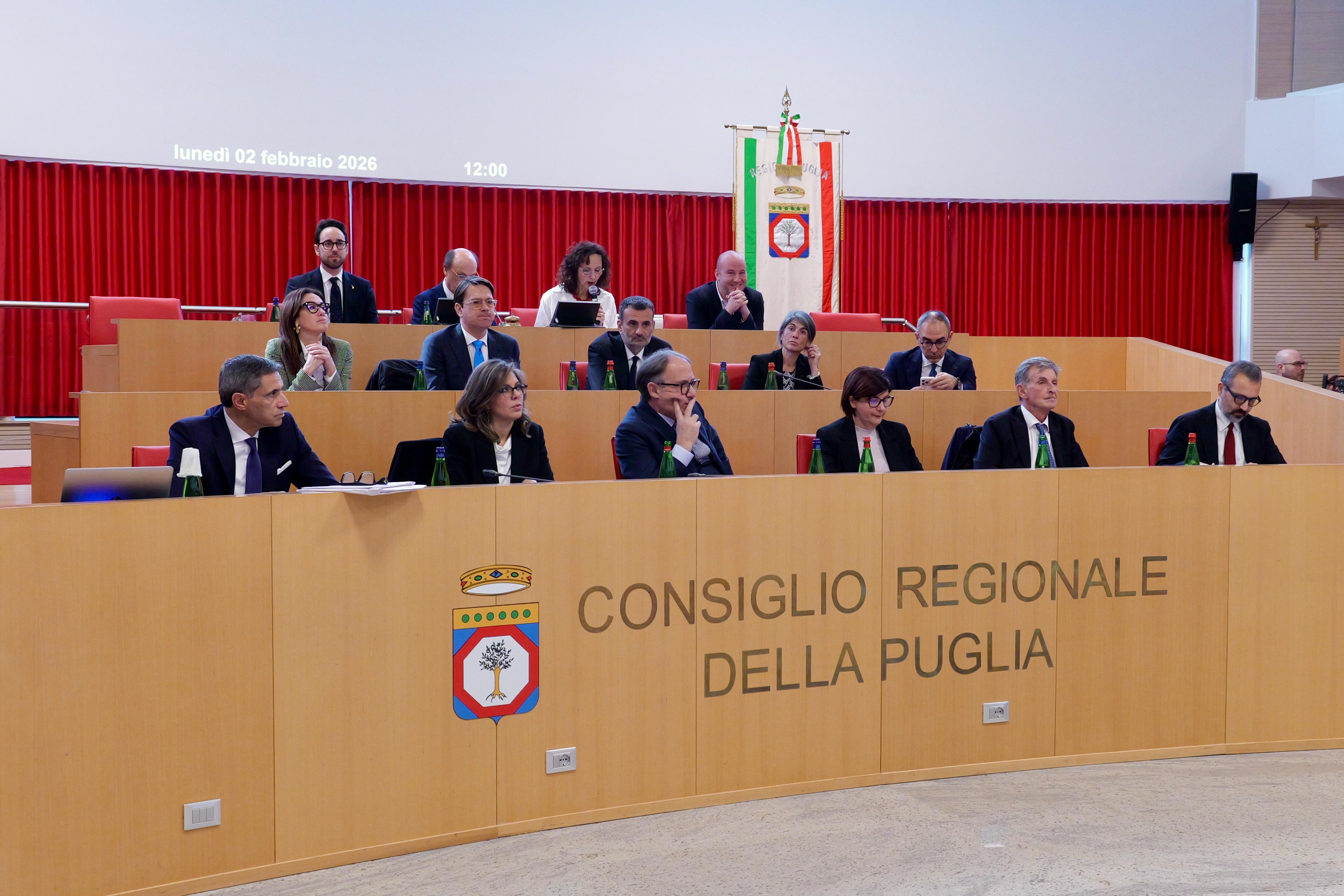 Galleria Insediamento Consiglio regionale, gli auguri del presidente Decaro - Diapositiva 6 di 7