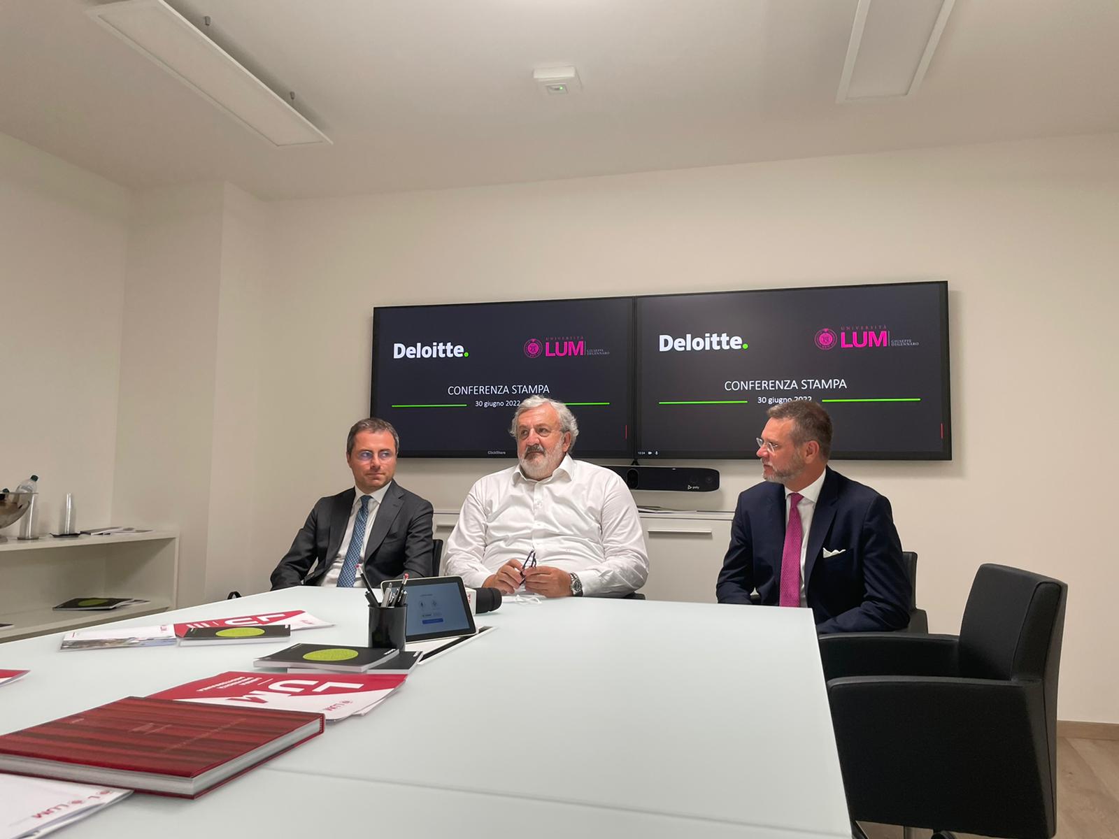 Galleria Emiliano oggi alla presentazione dell’accordo tra Università LUM e Deloitte - Diapositiva 1 di 1