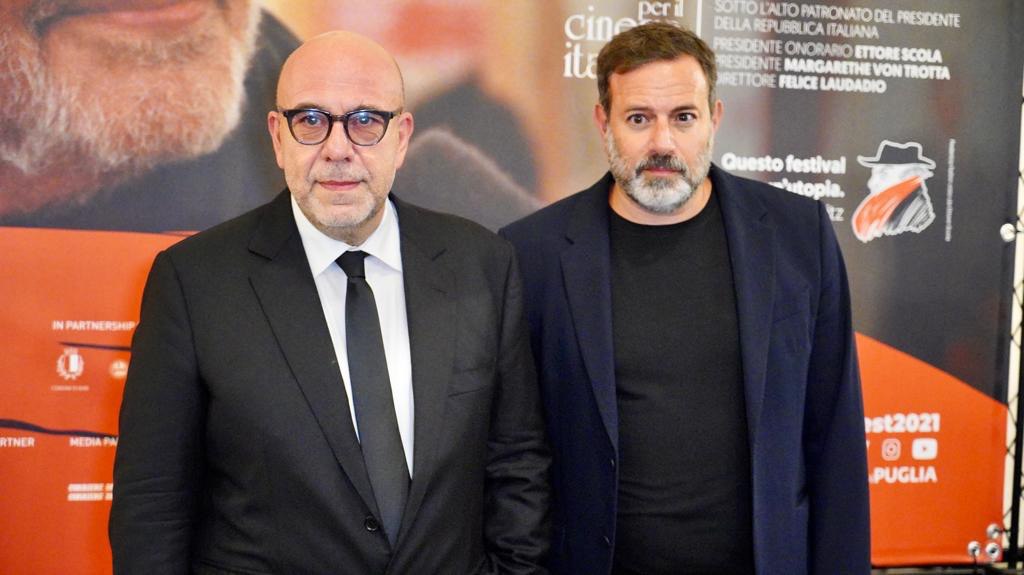 Galleria BIFEST, EMILIANO ALLA PREMIAZIONE DI HELEN MIRREN E TAYLOR HACKFORD - Diapositiva 6 di 27