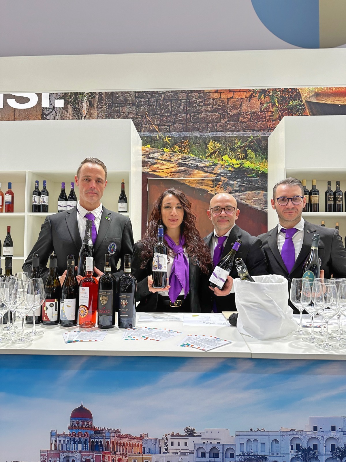 Galleria La Puglia dei vini al ProWein 2024 di Düsseldorf - Diapositiva 4 di 6