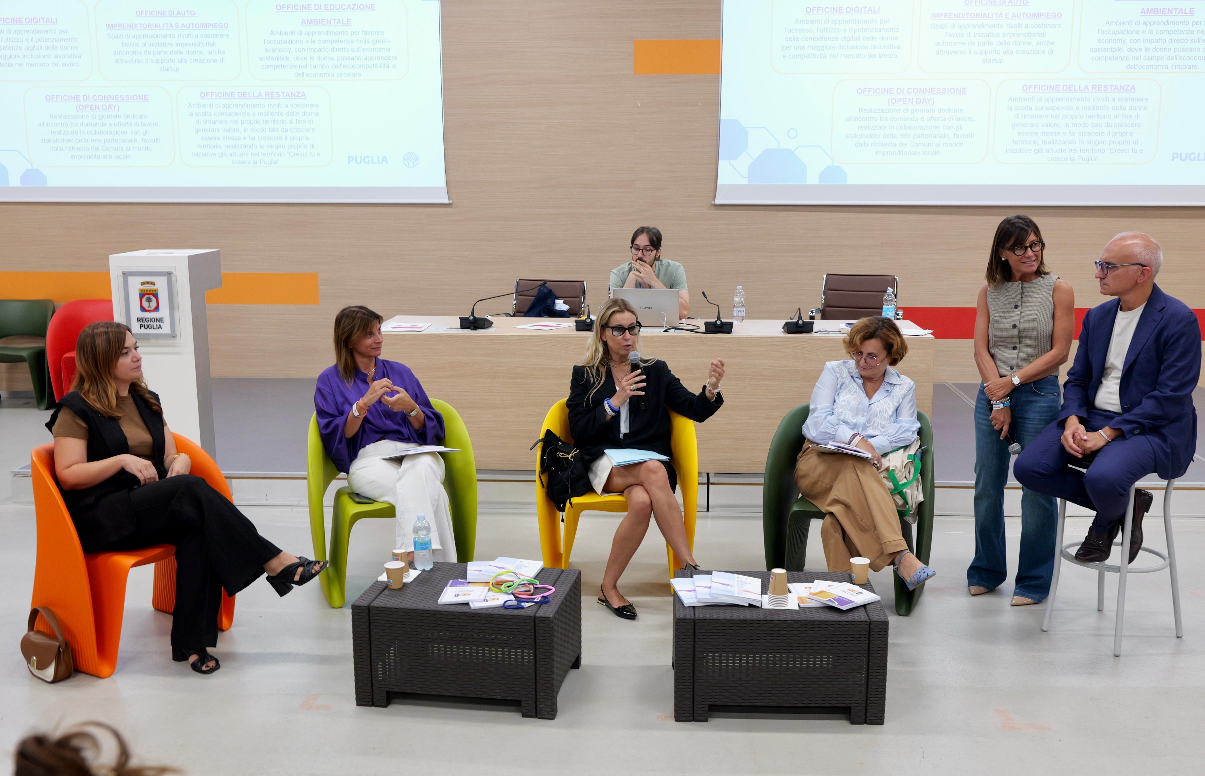 Galleria Misura regionale “Connessioni - Women FOR Puglia (Puglia donna rigenera)”: creare un network qualificato per sostenere l’occupazione femminile - Diapositiva 9 di 9