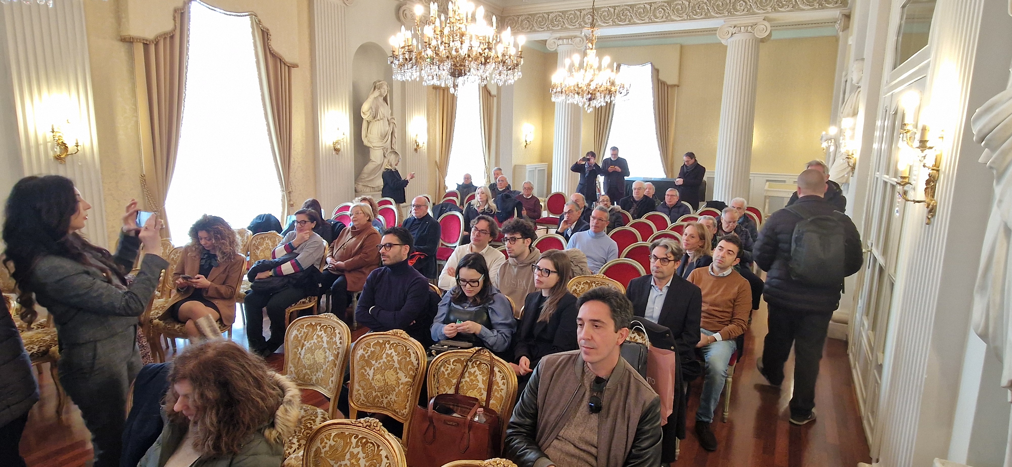 Galleria La Regione Puglia punta sulla prevenzione: a Foggia nasce il primo Studio Pilota per la Diagnosi Precoce del Carcinoma Prostatico - Diapositiva 1 di 2