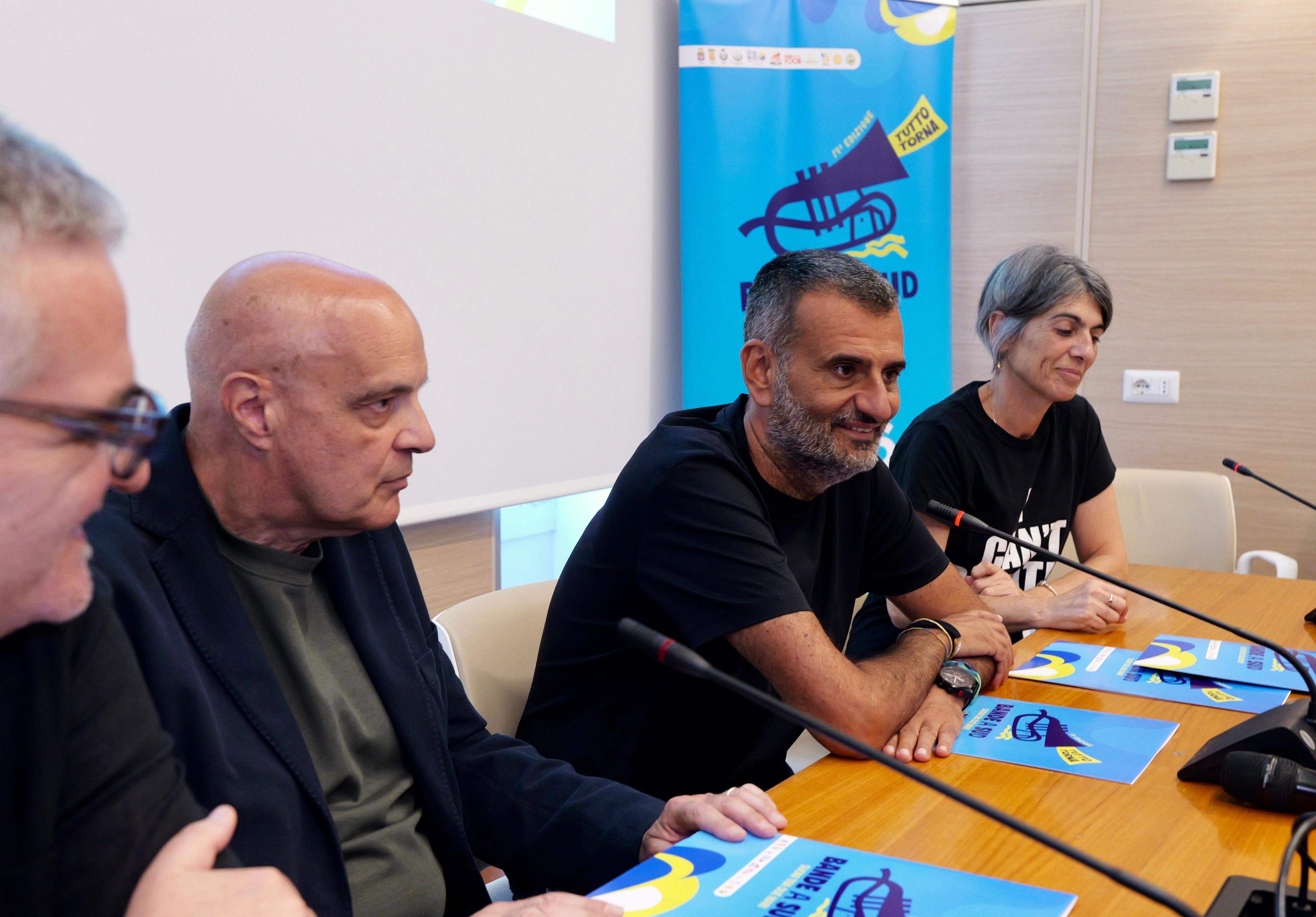 Galleria Torna “Bande a Sud. Suoni tra i due mari”, il festival bandistico in programma dal 9 al 16 agosto a Trepuzzi e Casalabate. Edizione dedicata al tema “Tutto torna” - Diapositiva 5 di 8