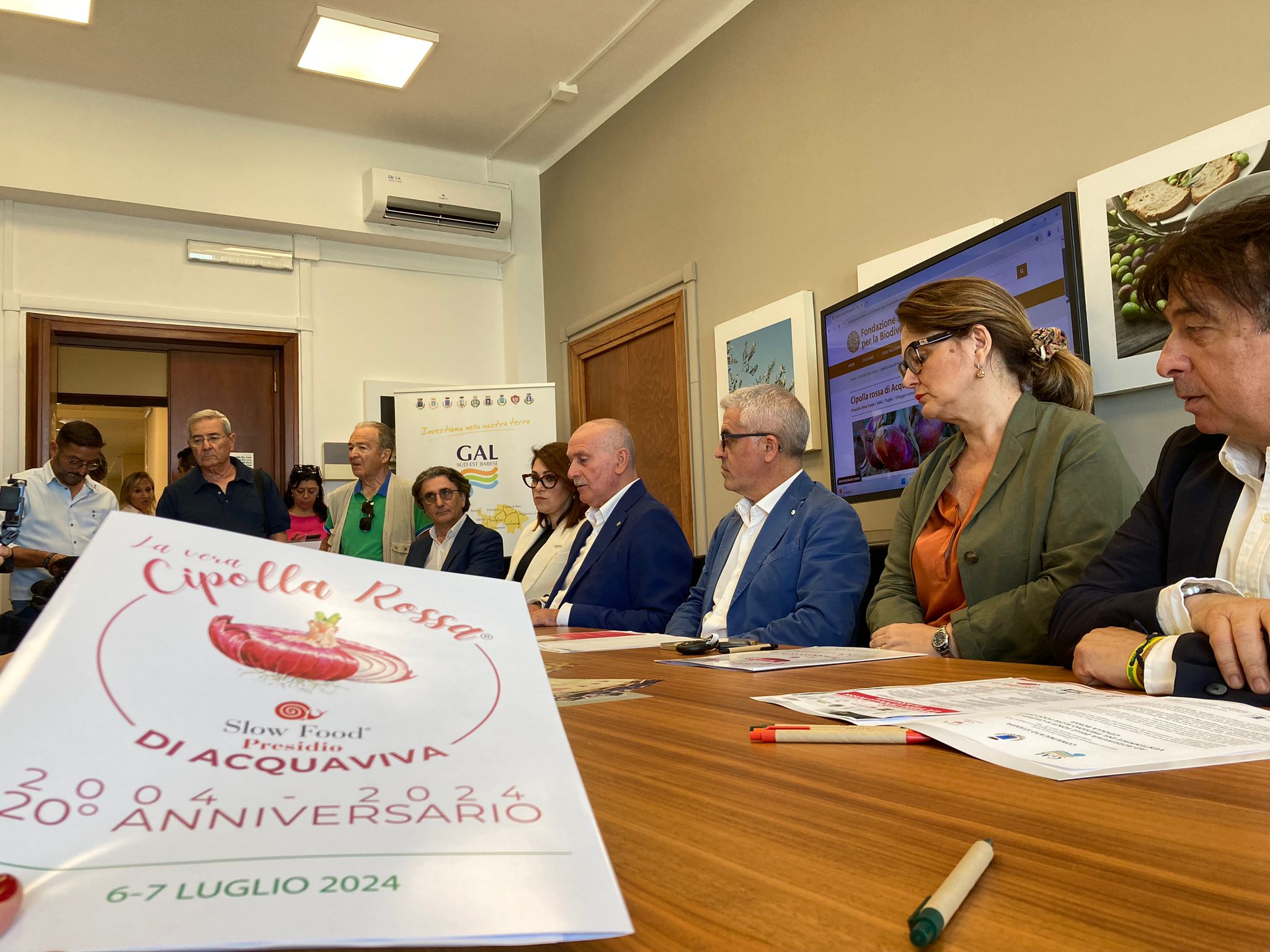 Galleria Presidìo slow food della cipolla rossa di Acquaviva delle Fonti: la celebrazione del ventennale - Diapositiva 1 di 6