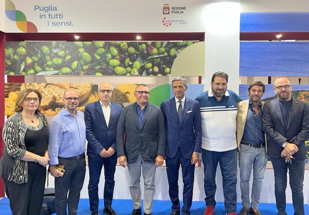 Galleria FDL 2023. Galà nazionale dell’Olio extravergine di oliva in puglia: il Premio Foglia d’olio 2023 a cinque donne imprenditrici - Diapositiva 1 di 4