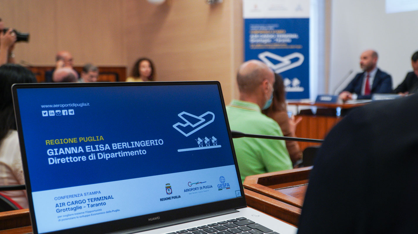 Galleria Aeroporto di Taranto Grottaglie: al via i lavori per il polo integrato per il trasporto merci - Diapositiva 7 di 7