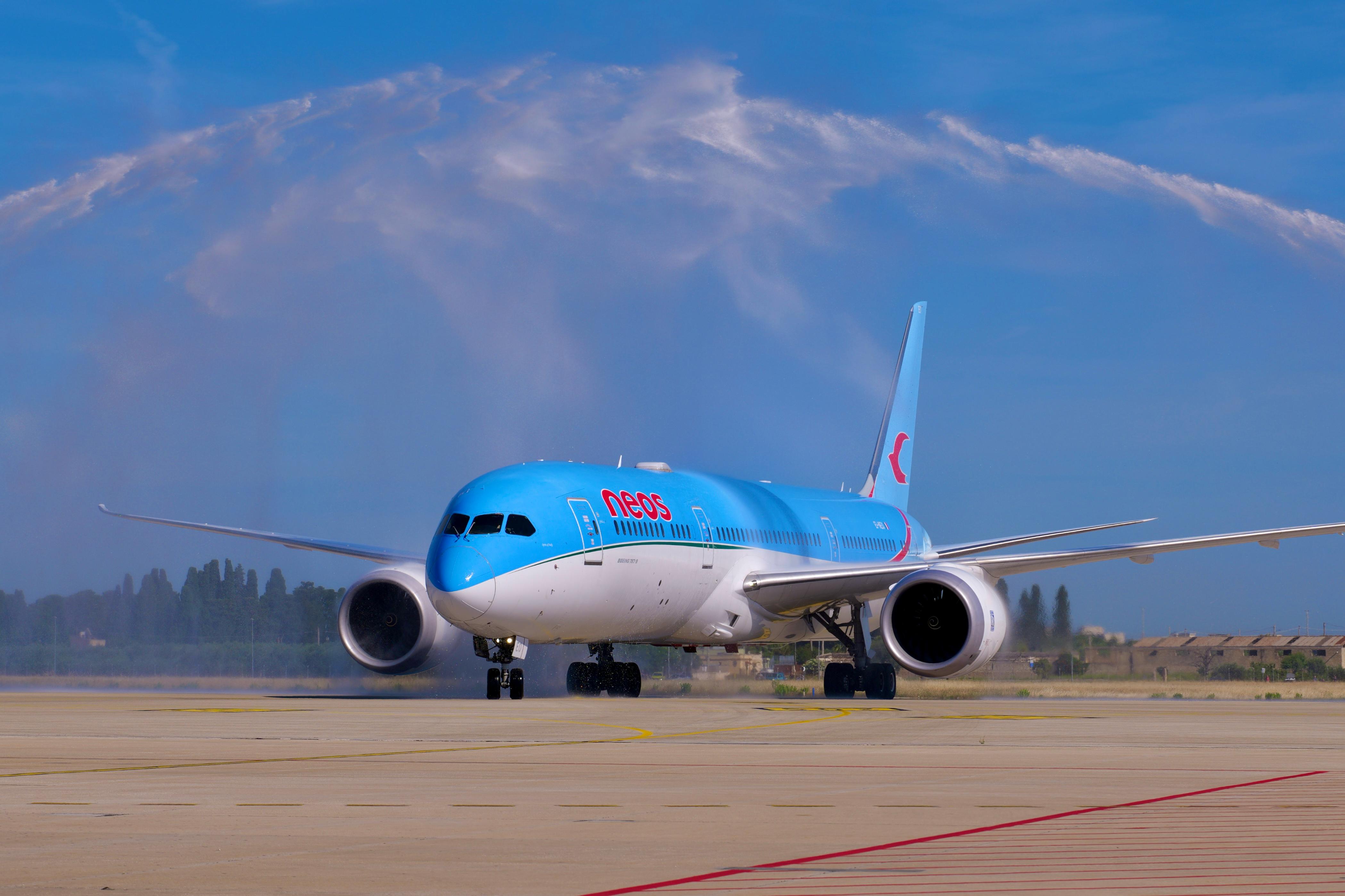 Galleria AEROPORTI DI PUGLIA E NEOS: AL VIA IL VOLO DIRETTO SULLA TRATTA BARI - NEW YORK - Diapositiva 7 di 7