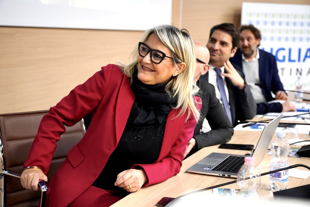 Galleria PUGLIA, LA BICICLETTA TRAINA L’ECONOMIA DELLE DESTINAZIONI TURISTICHE - Diapositiva 18 di 19