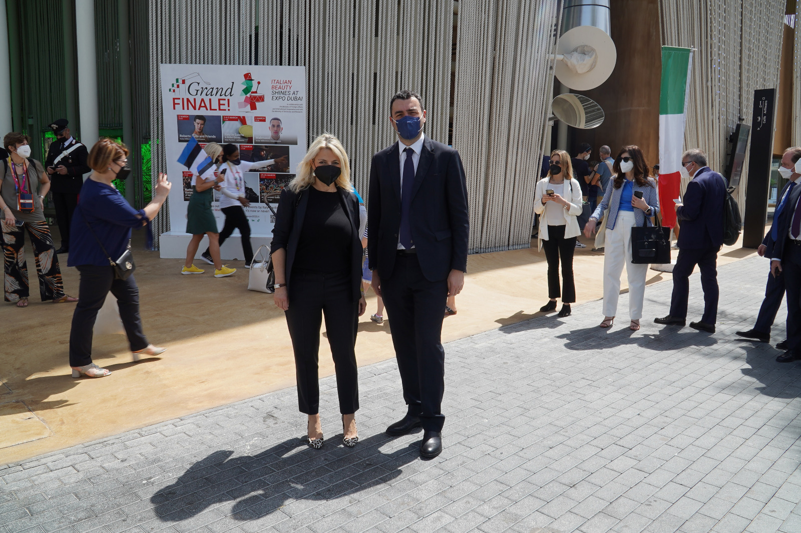 Galleria Emiliano, Delli Noci: “L’economia blu motore dello sviluppo della Puglia mediterranea, sostenibile, innovativa e accogliente” - Diapositiva 2 di 9