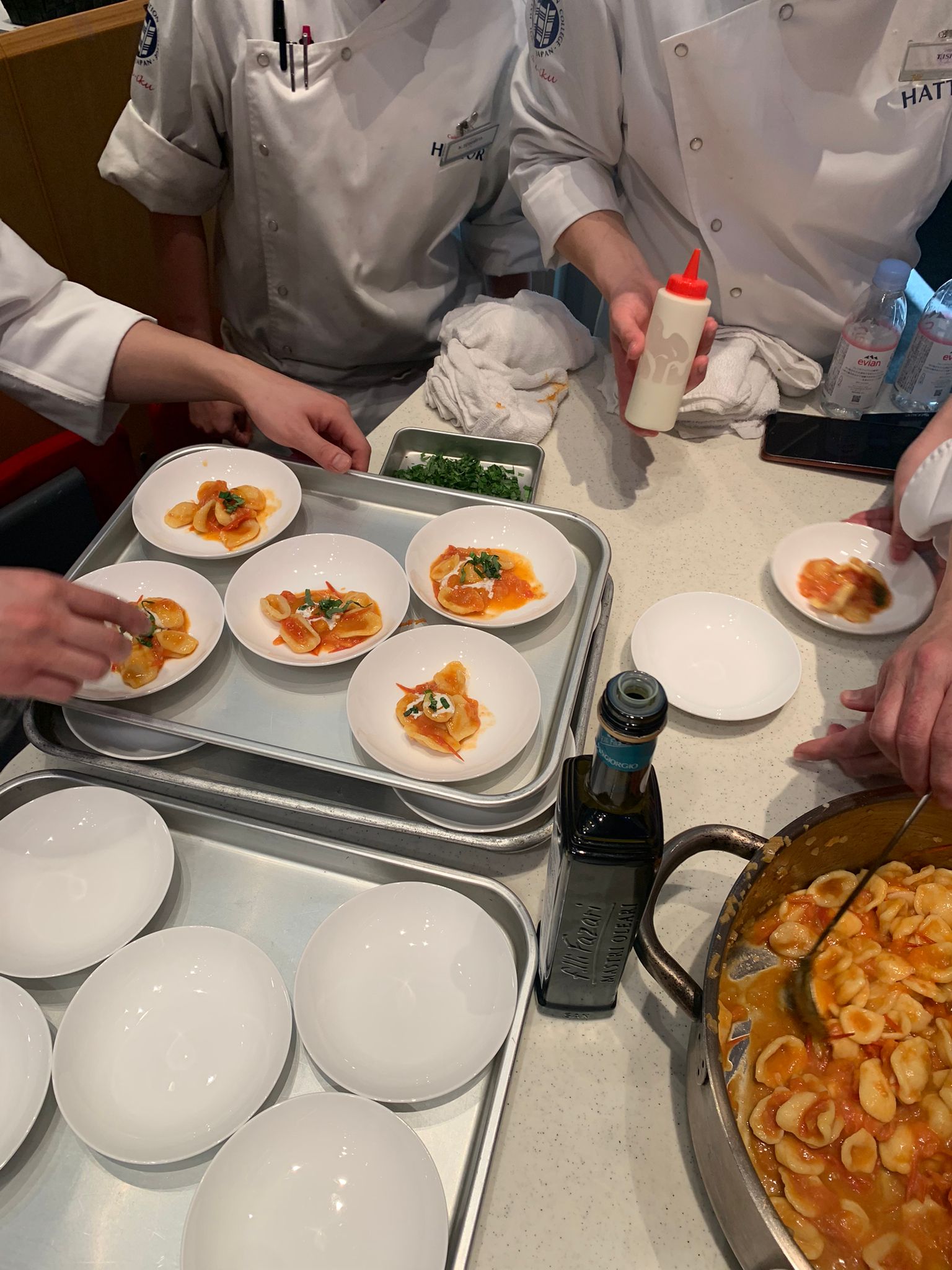 Galleria MASTERCLASS DELLA CHEF PUGLIESE MARROCCO NEL PRESTIGIOSO “HATTORI NUTRITION COLLEGE” DI TOKYO - Diapositiva 18 di 22