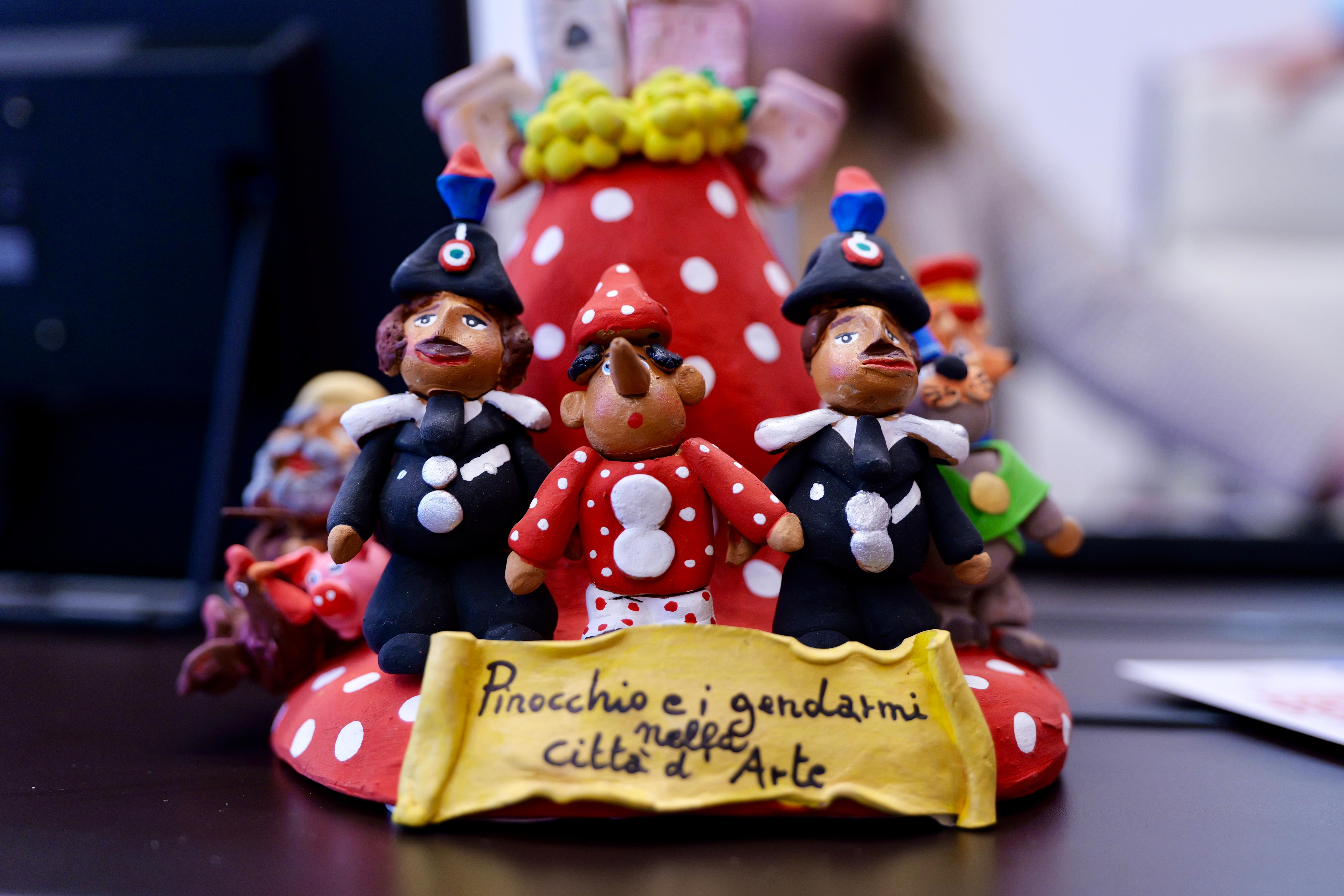 Galleria FIERA E MOSTRA-CONCORSO DEL FISCHIETTO IN TERRACOTTA DI RUTIGLIANO, PRESENTATA IN CONFERENZA STAMPA L'EDIZIONE 2024 - Diapositiva 5 di 14