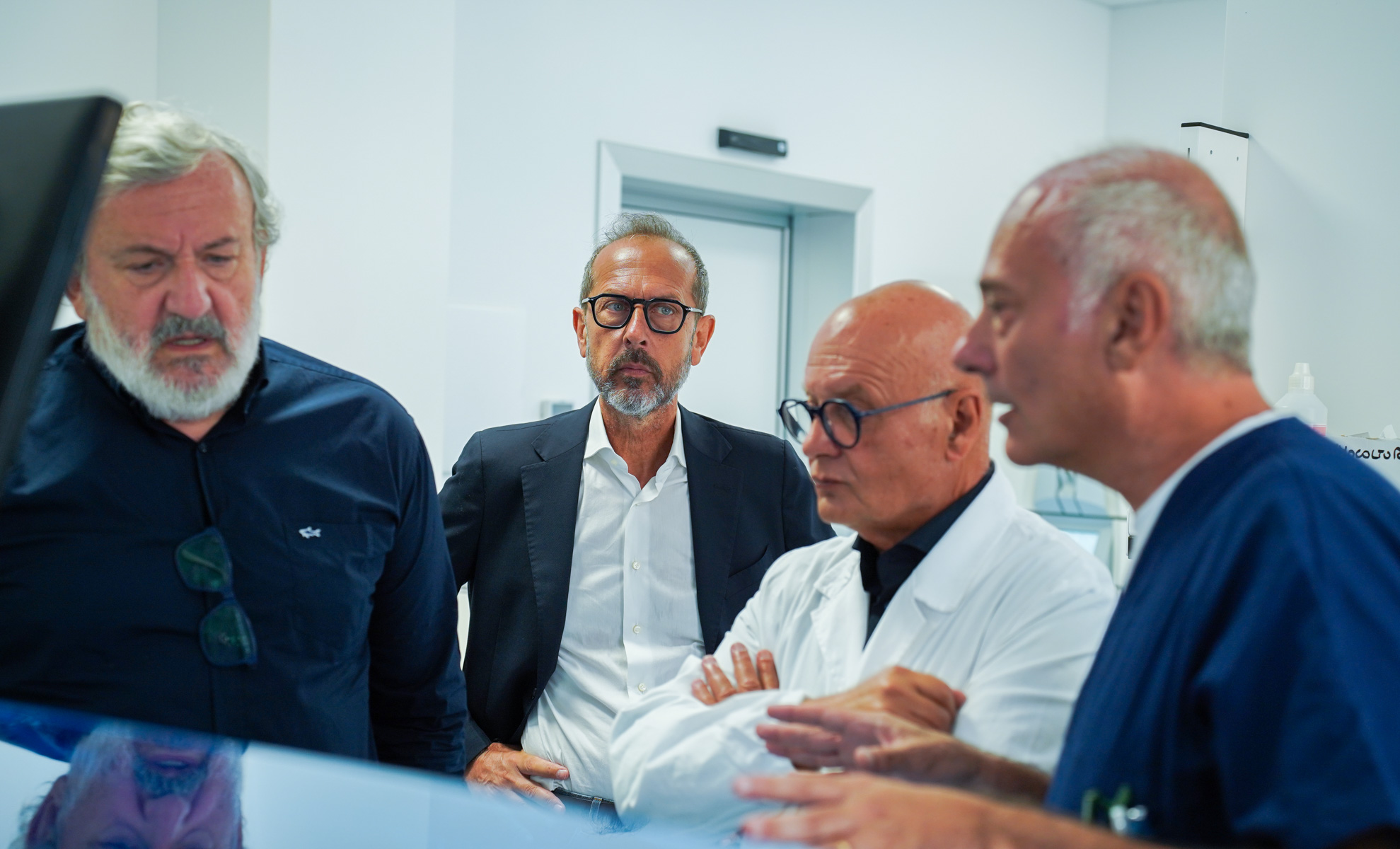 Galleria Nuovo laboratorio di Microbiologia provinciale della ASL all'ospedale Di Venere - Diapositiva 9 di 21