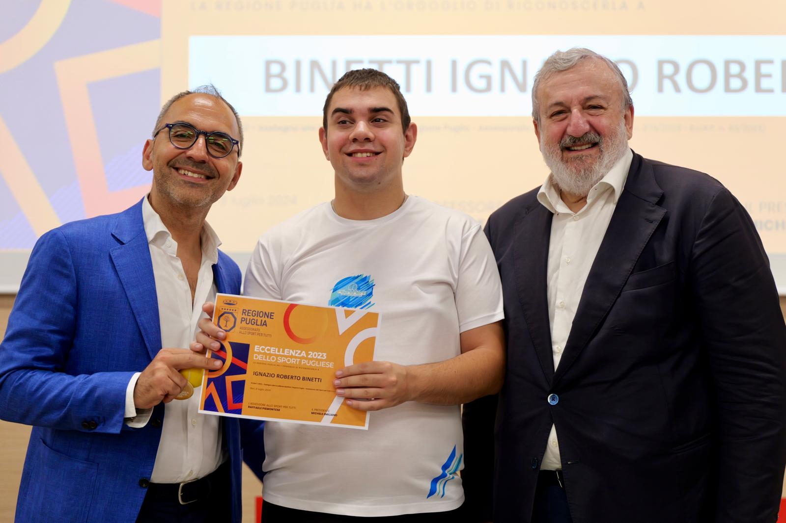 Galleria Emiliano e Piemontese premiano 127 eccellenze pugliesi dello sport e candidano la Puglia a Regione Europea dello Sport nel 2026: “Abbiamo restituito al movimento sportivo la funzione sociale” - Diapositiva 5 di 11