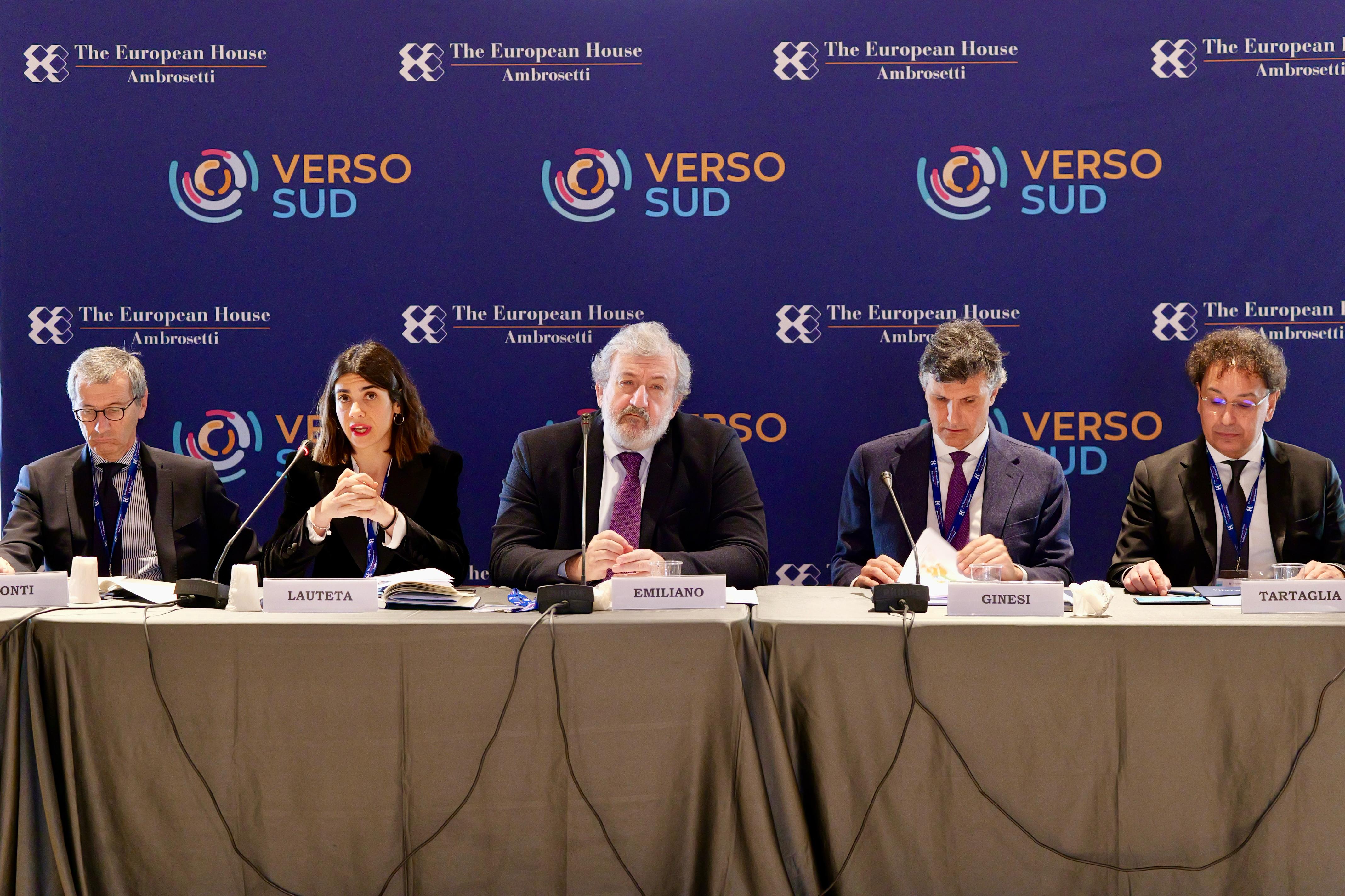 Galleria Bari, il presidente Emiliano alla terza edizione di Verso Sud, roadshow territoriale di The European House: “I dati che presentiamo oggi sulla Puglia ci rendono ottimisti” - Diapositiva 4 di 8